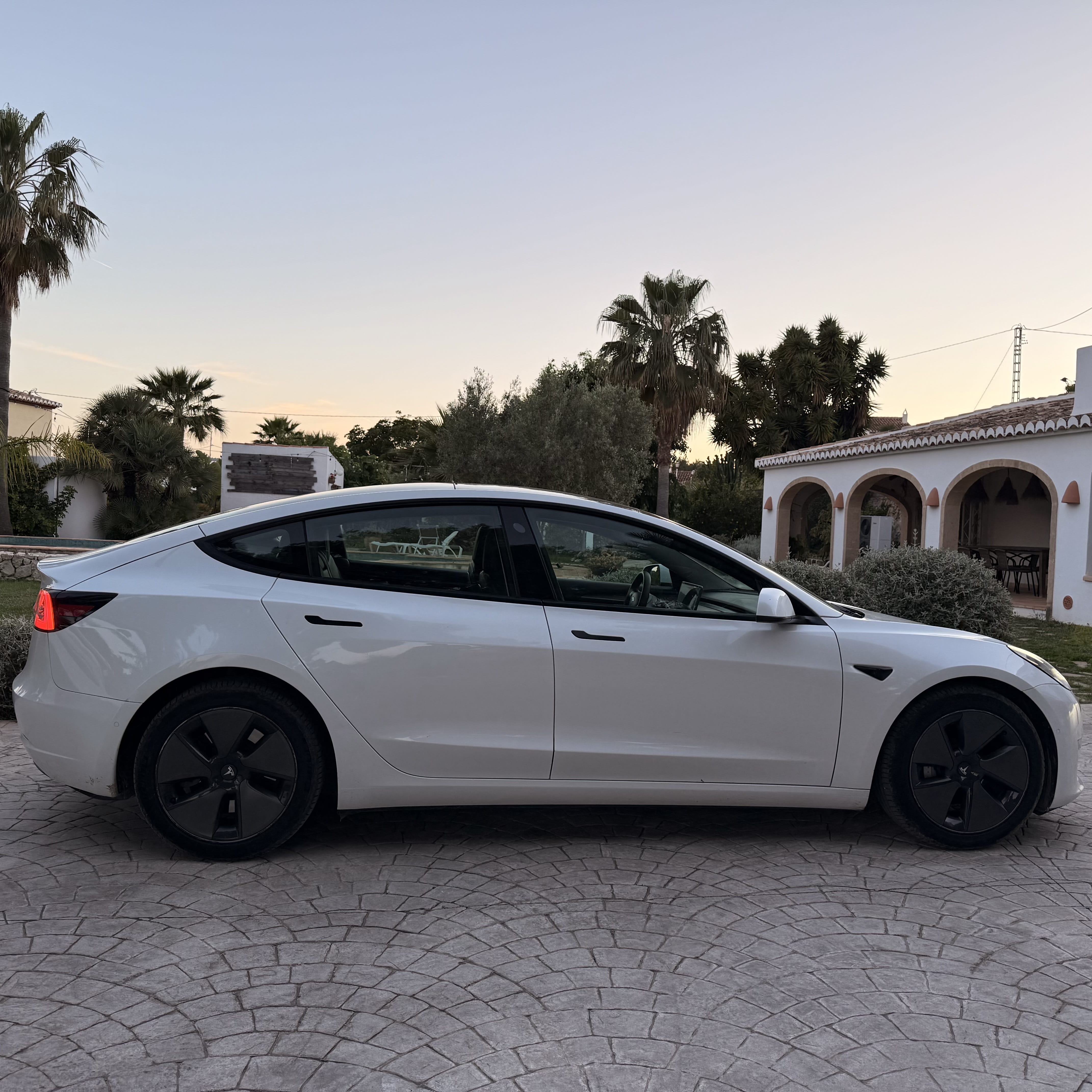 Tesla Model 3 Long Range con Aire acondicionado