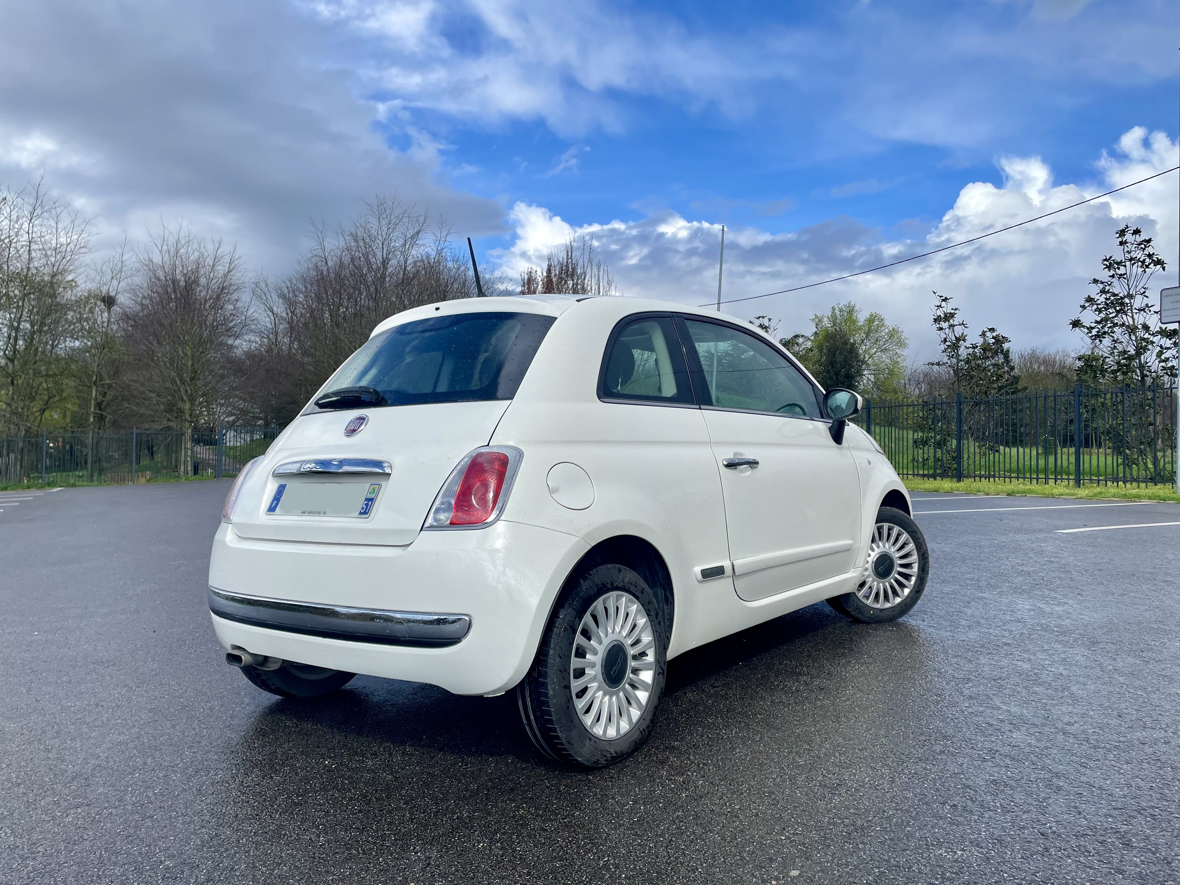 Fiat 500 Lounge toit panoramique met Bluetooth audio