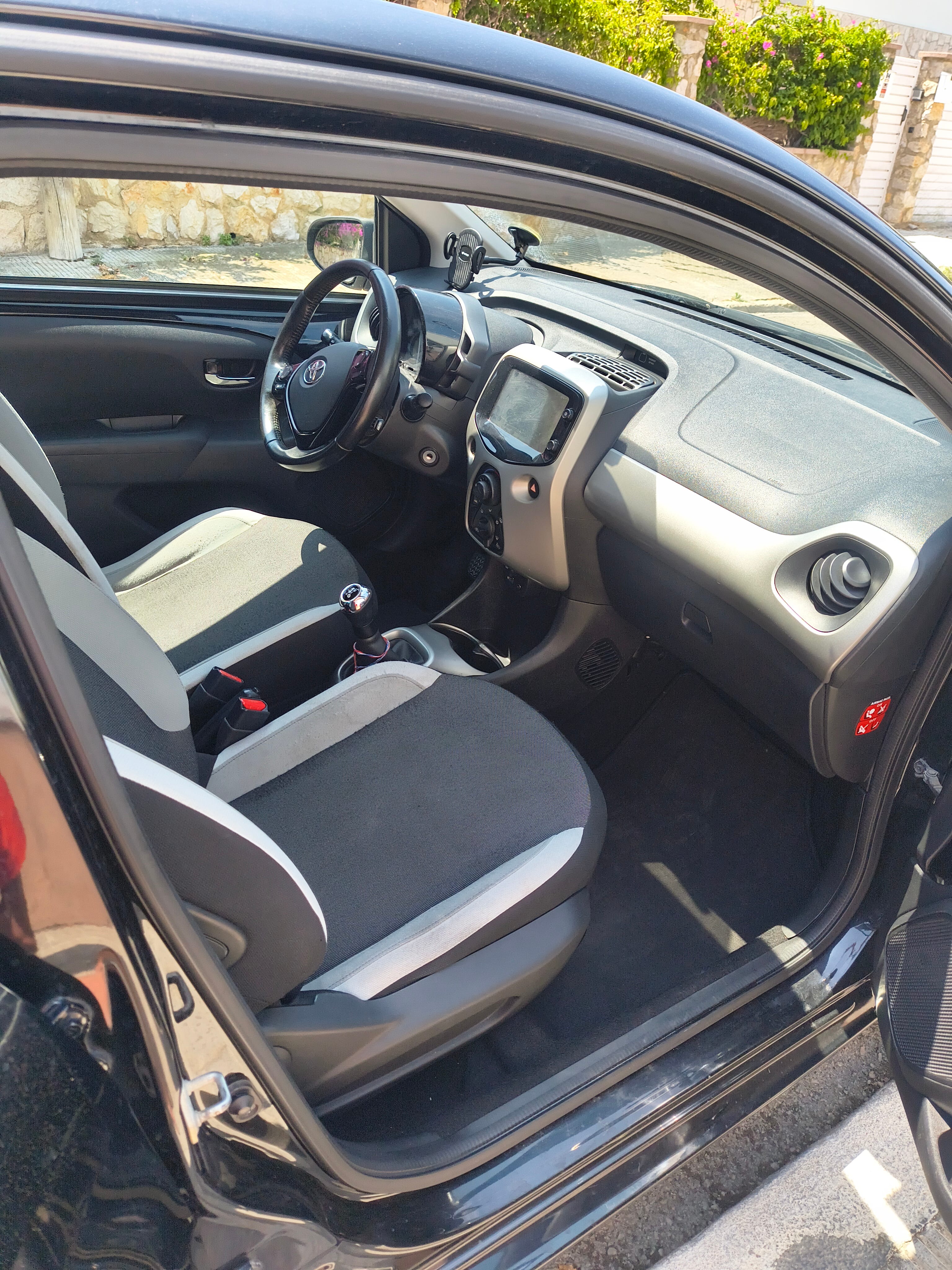 Toyota Aygo II con Silla infantil