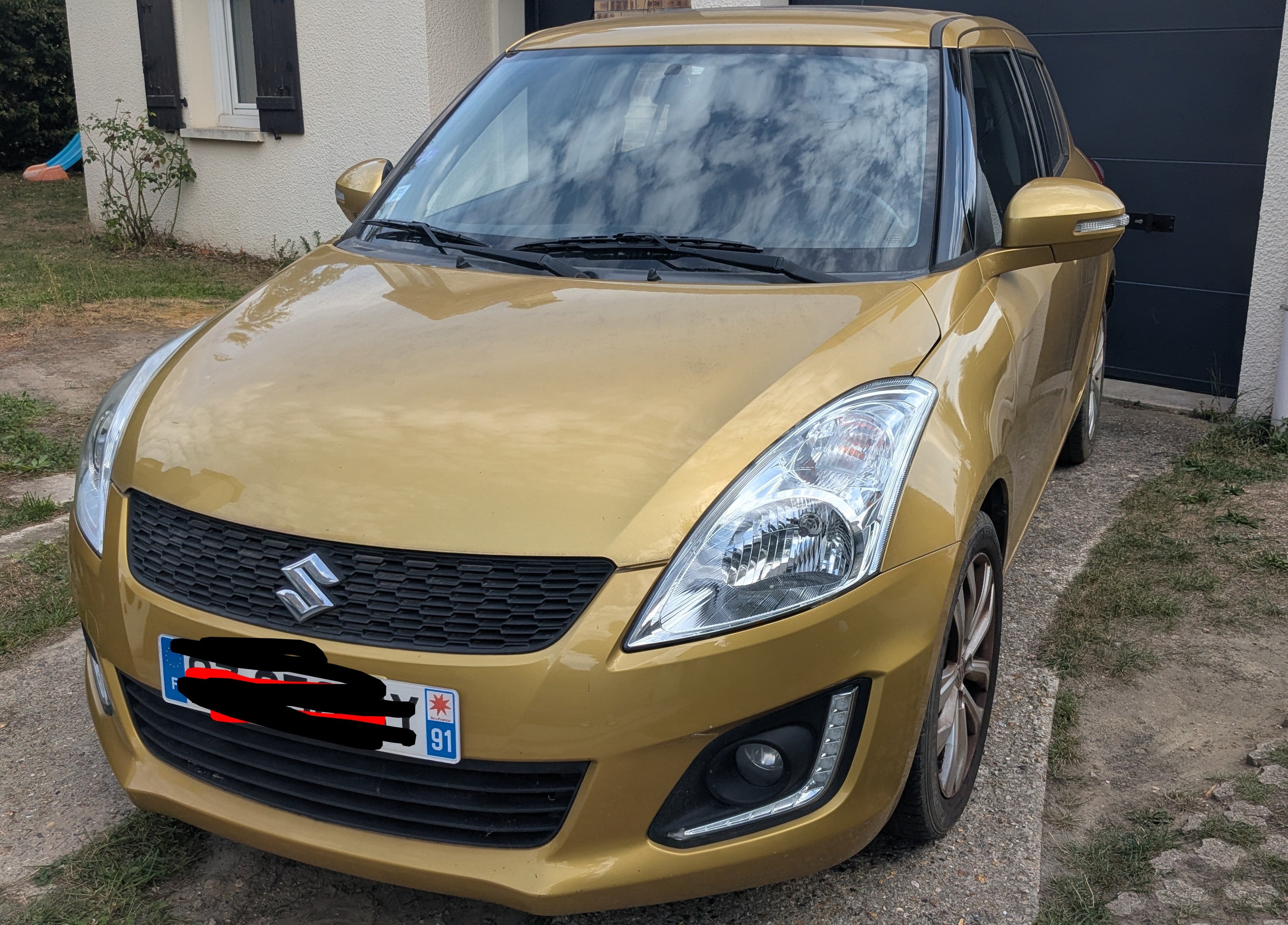 Suzuki Swift, 2013, Essence 95, automatique