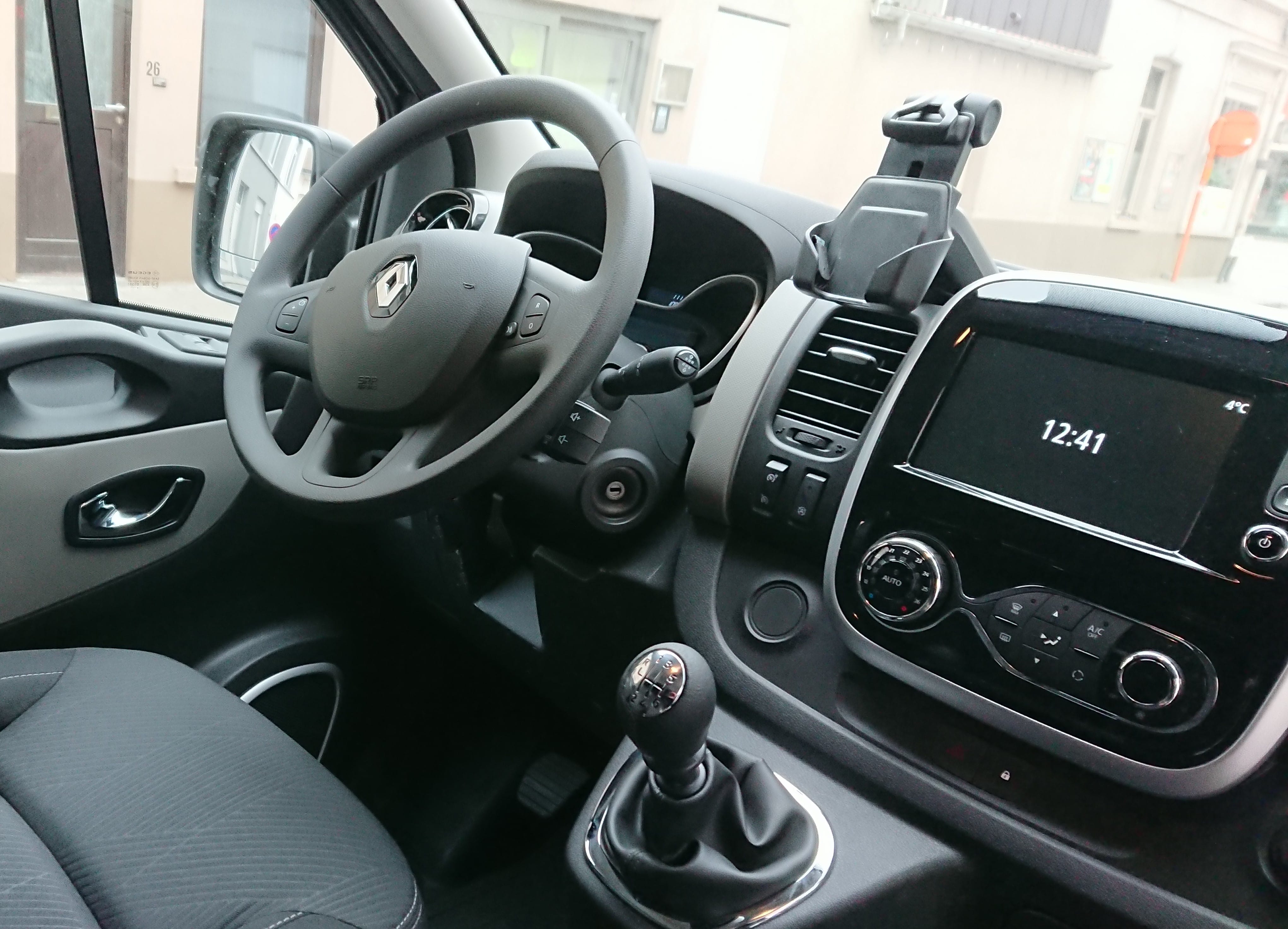 Renault Trafic 1.6  dCi 125pk met Cruise control