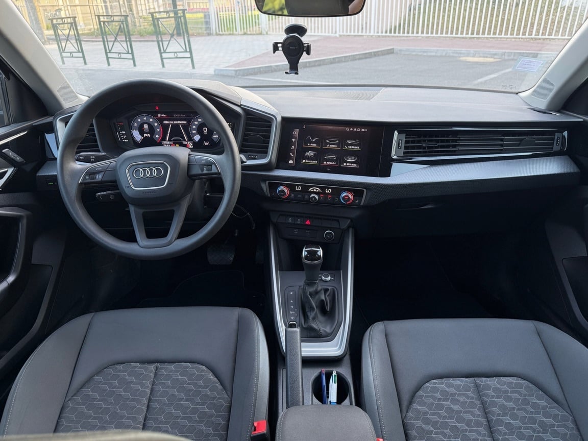 Audi A1 Sportback with Bluetooth audio