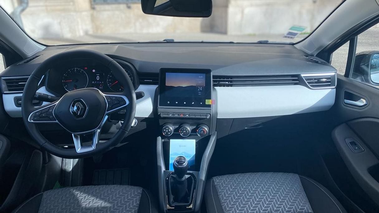 Renault Clio avec Siège bébé