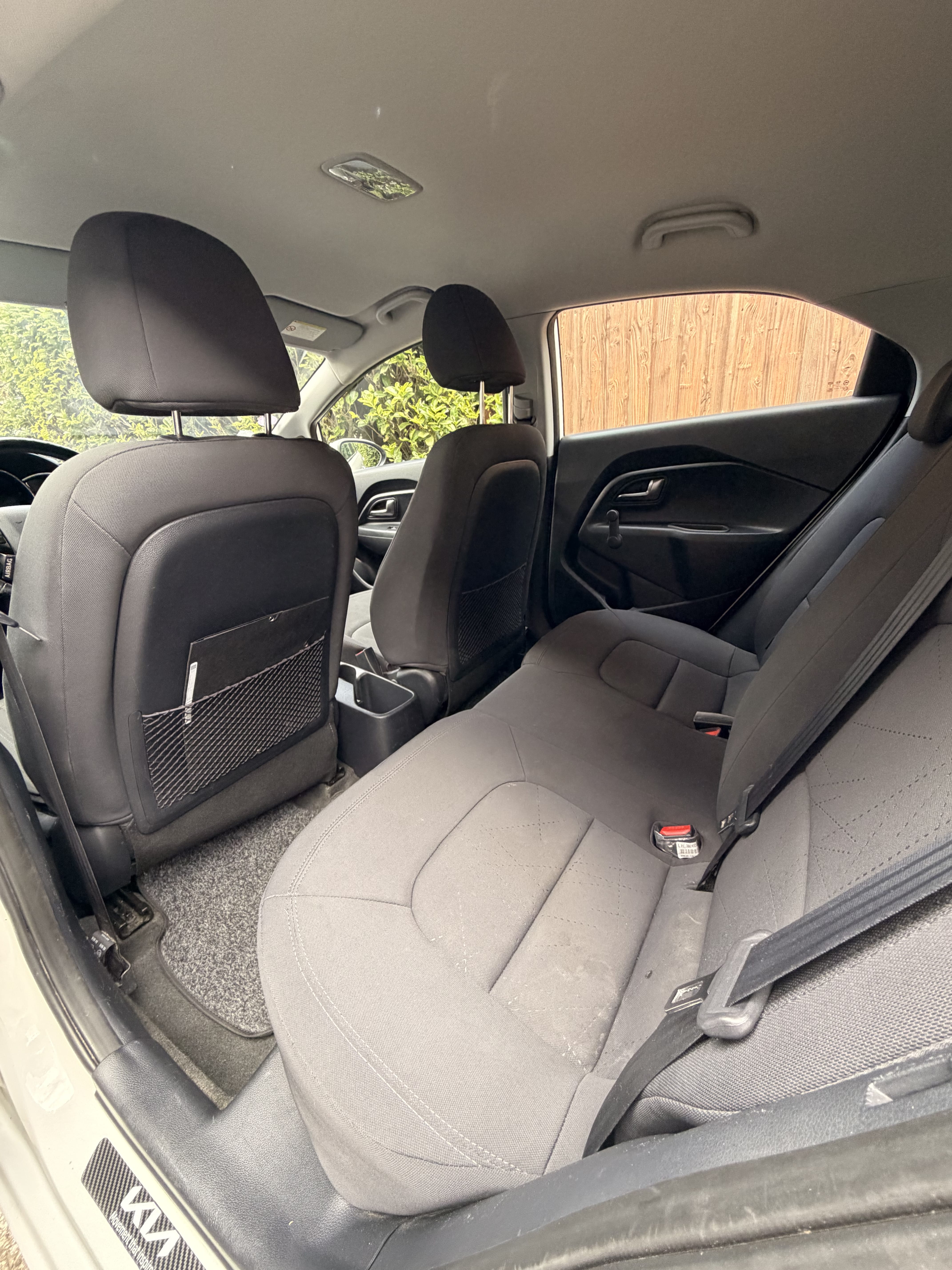 Kia Rio avec Autoradio