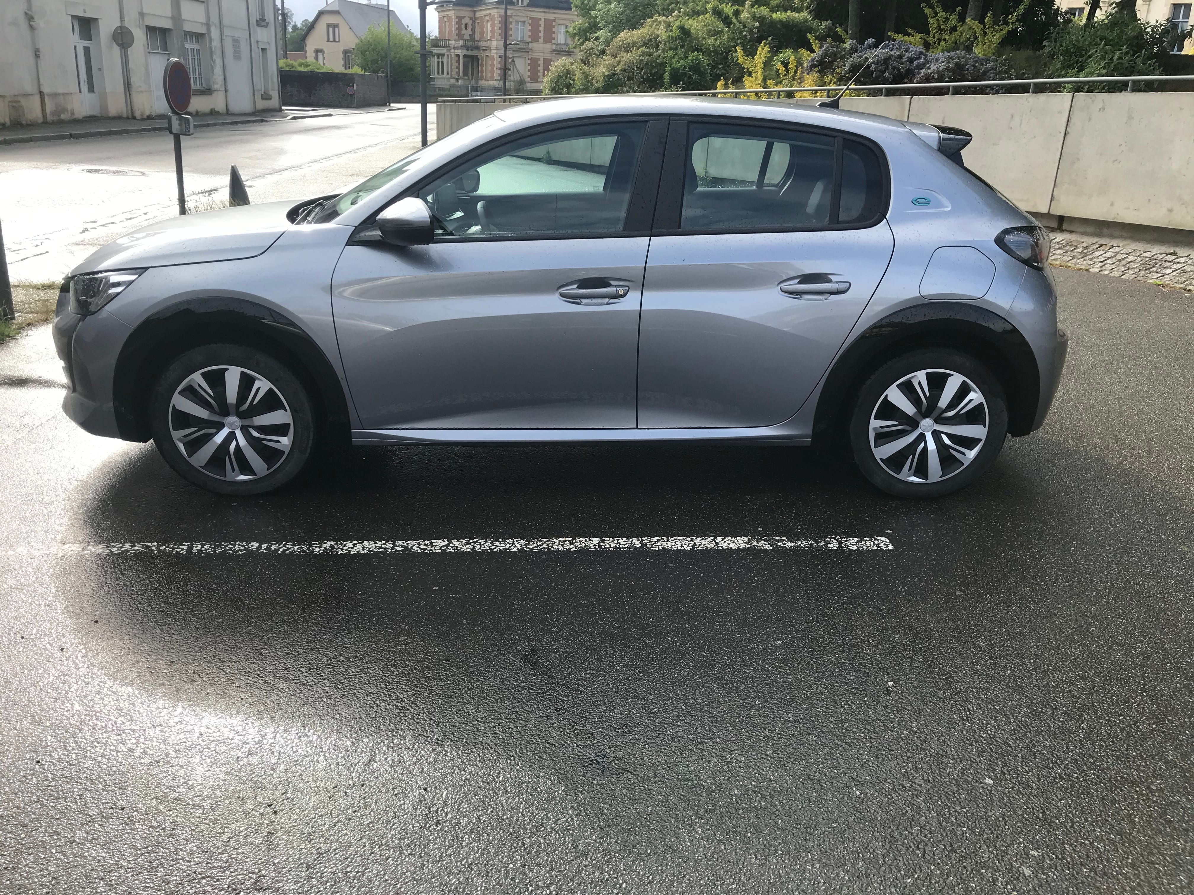 Peugeot e-208 Style Électrique, 2020, Électrique, automatique