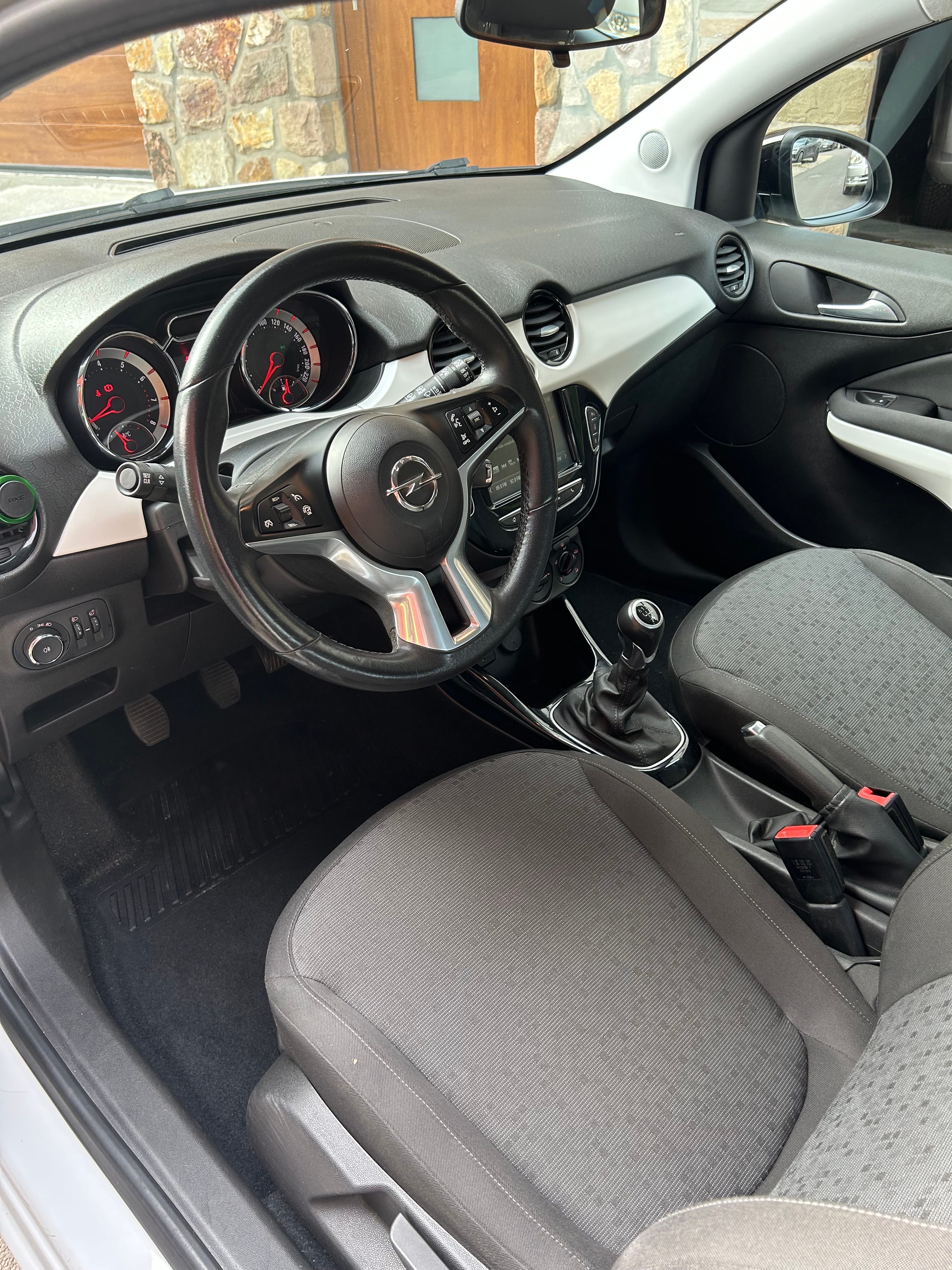Opel Adam avec Audio Bluetooth