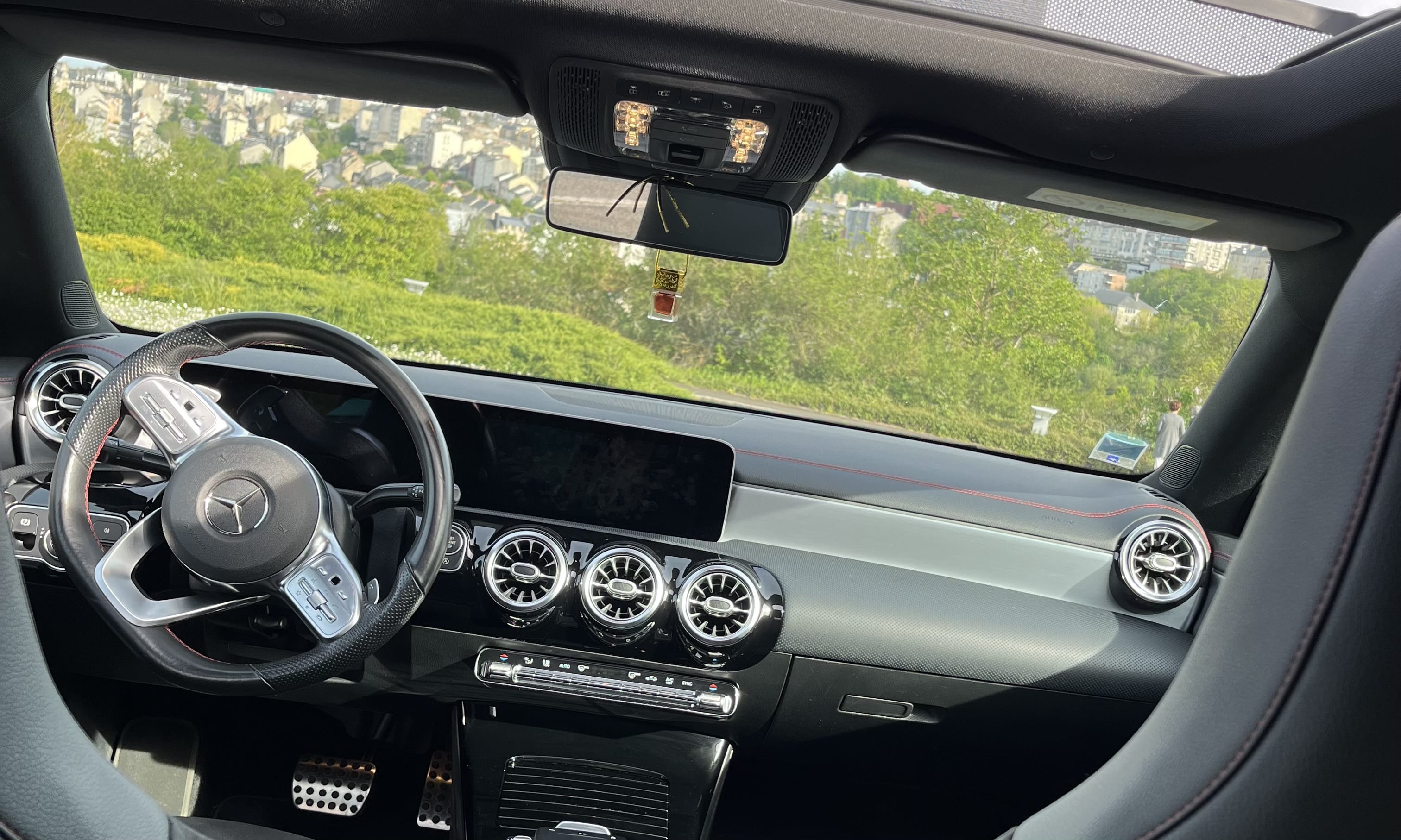 Mercedes-Benz Classe CLA avec GPS