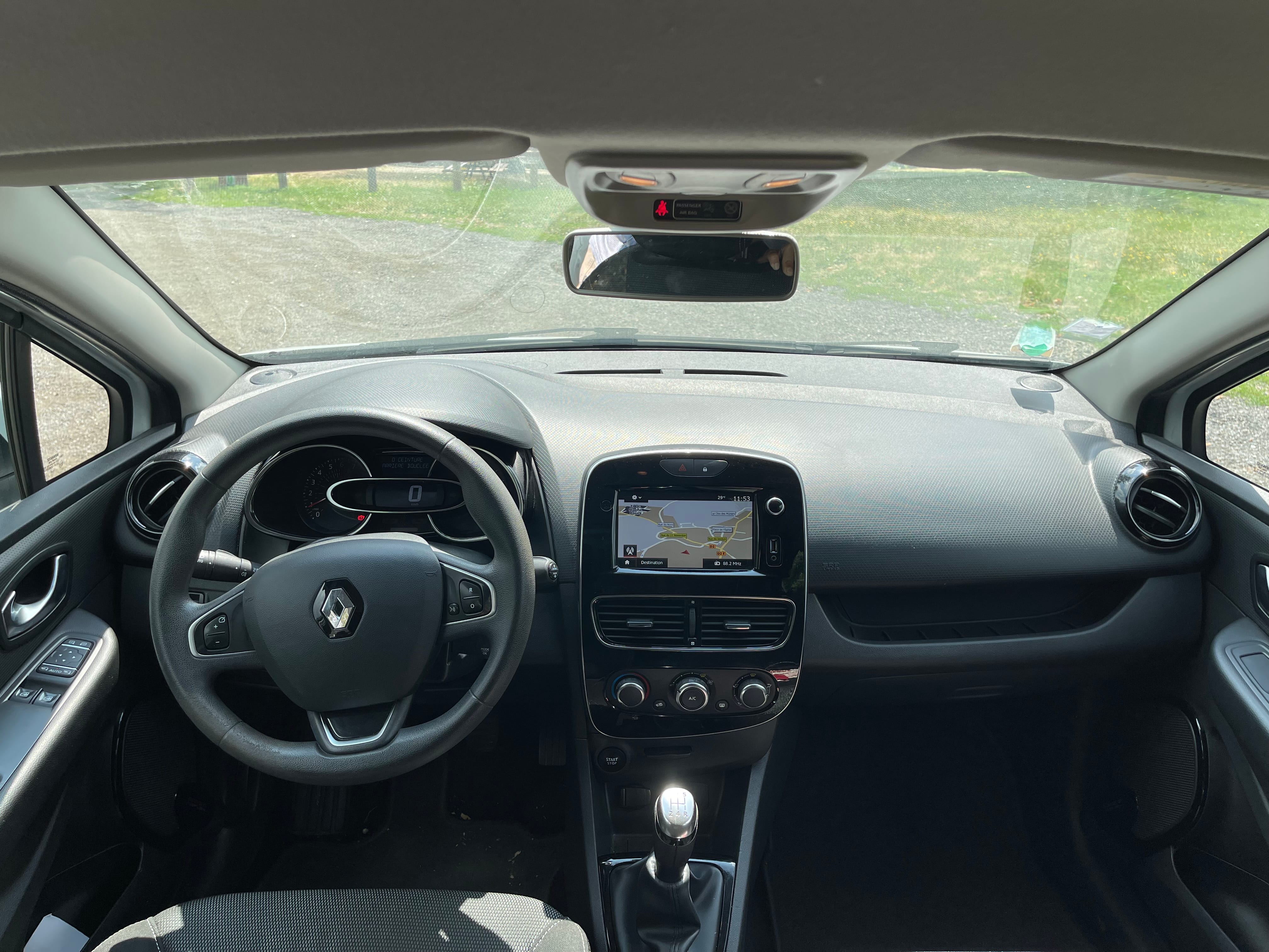 Renault Clio avec Régulateur de vitesse