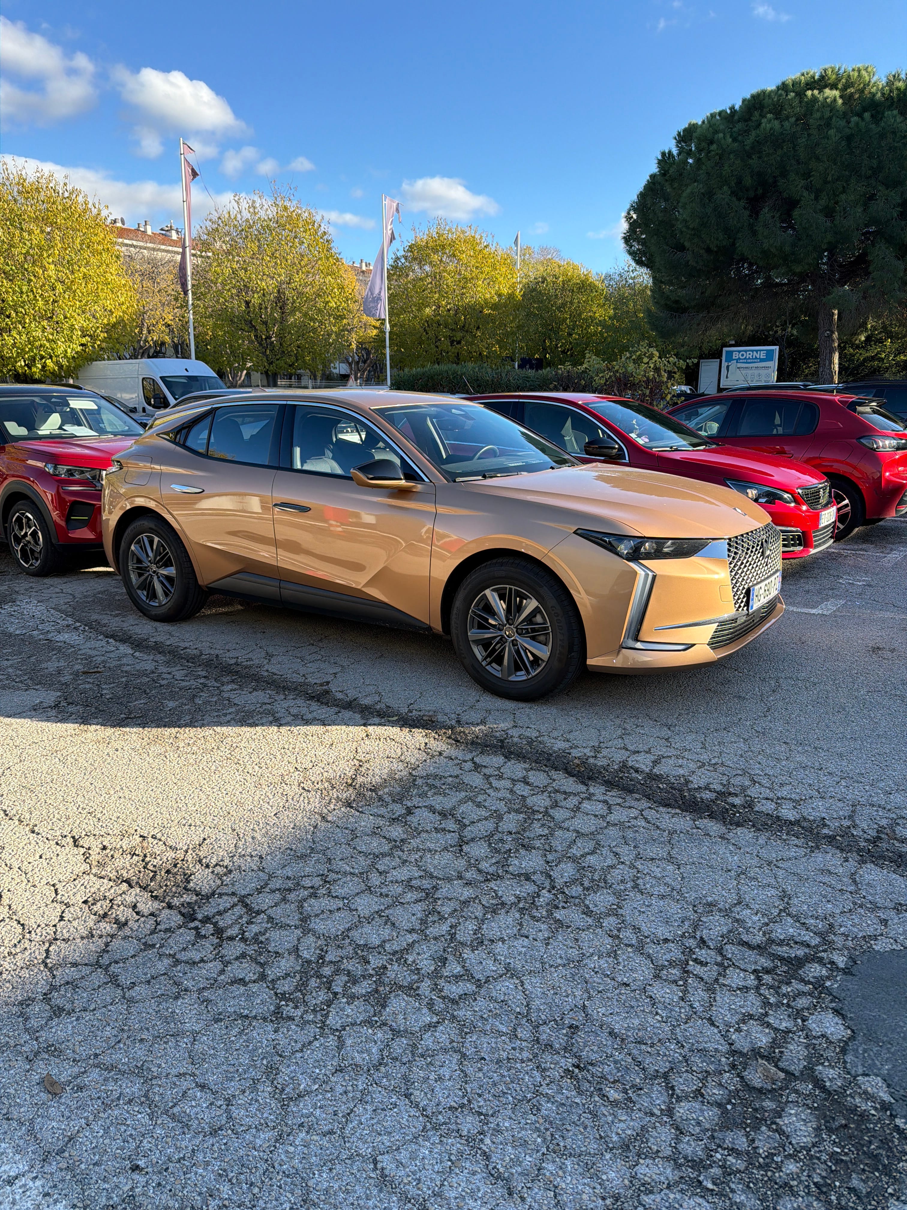 Citroen DS4 hybride essence 95 avec Régulateur de vitesse