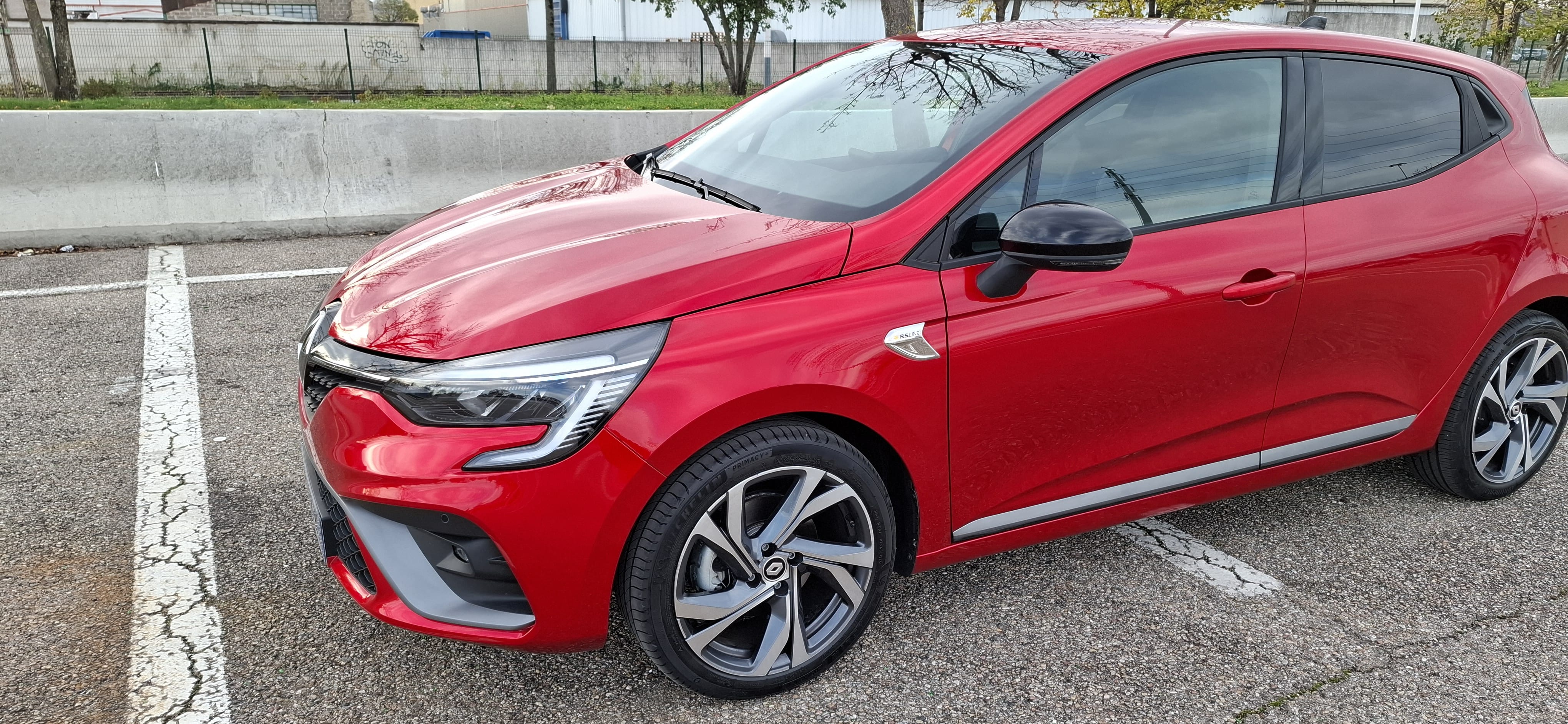 Renault Clio, 2023, Essence 95