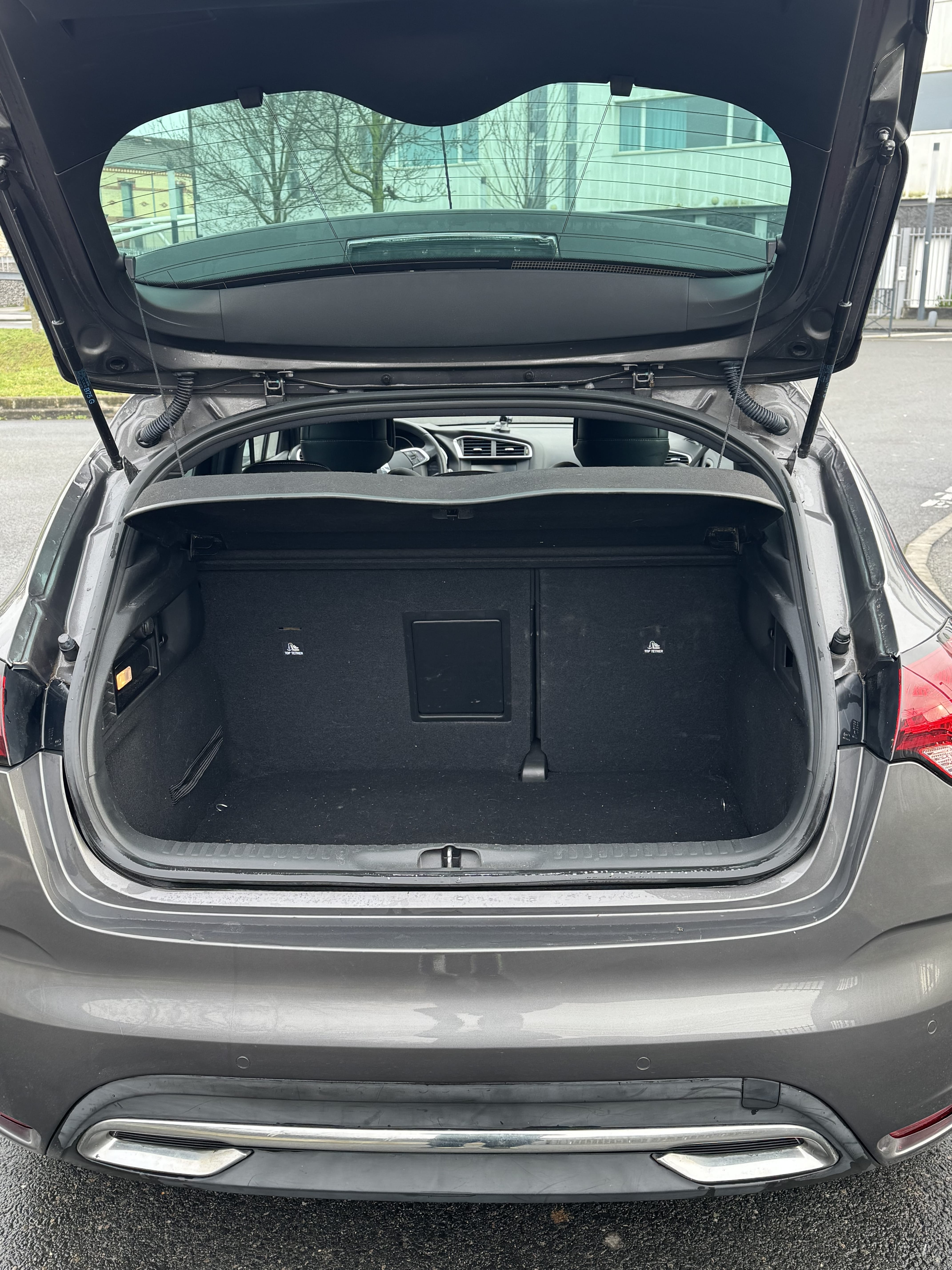 DS 4