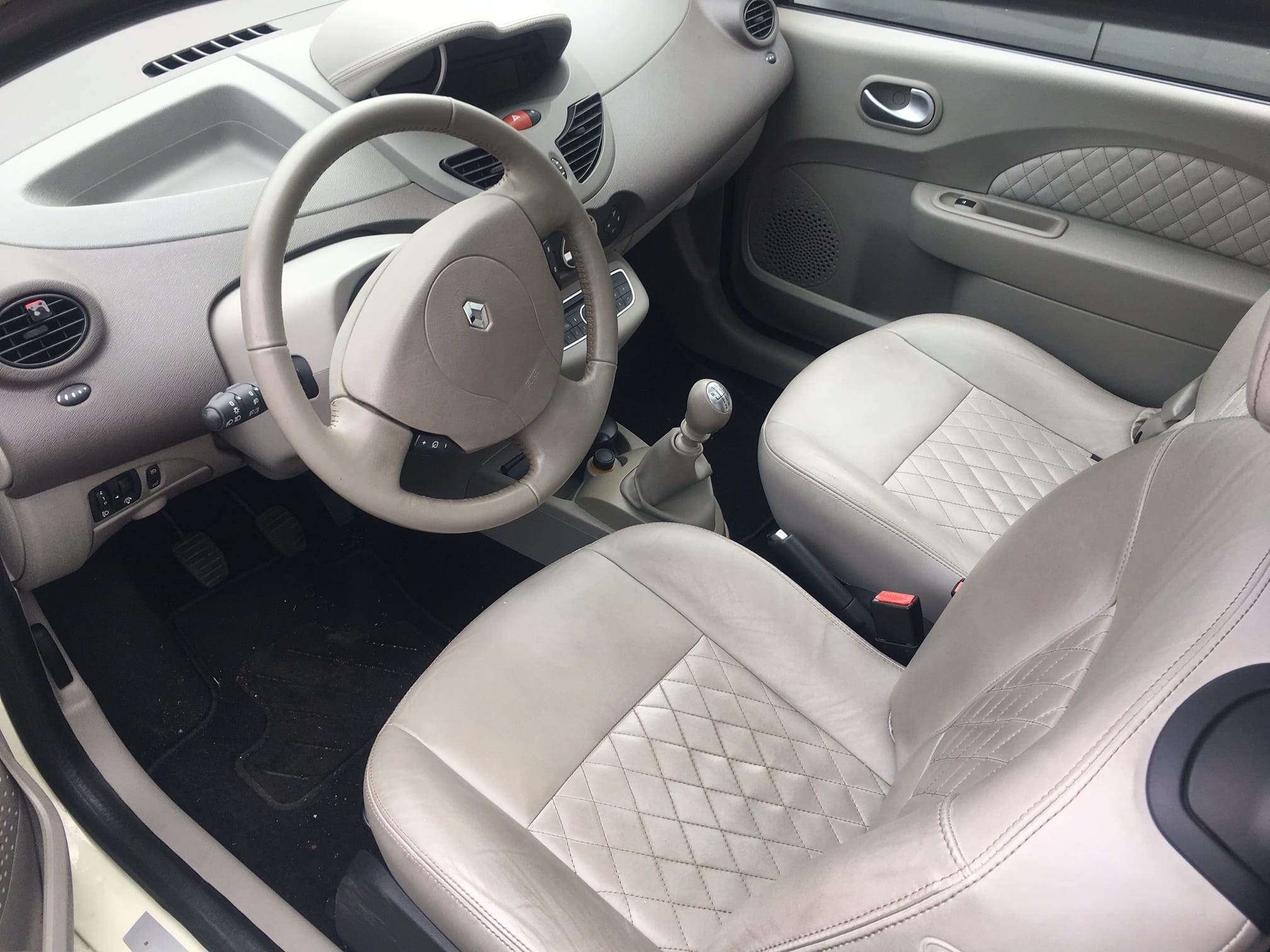 Renault Twingo II avec Régulateur de vitesse