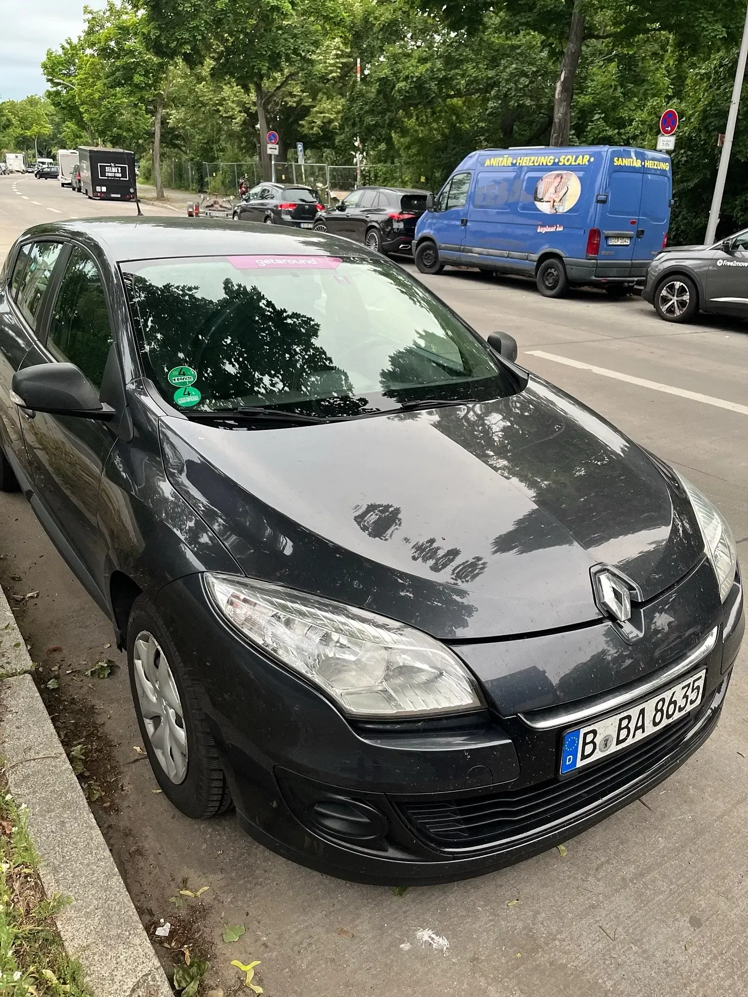 Renault Mégane - grau mit Klimaanlage