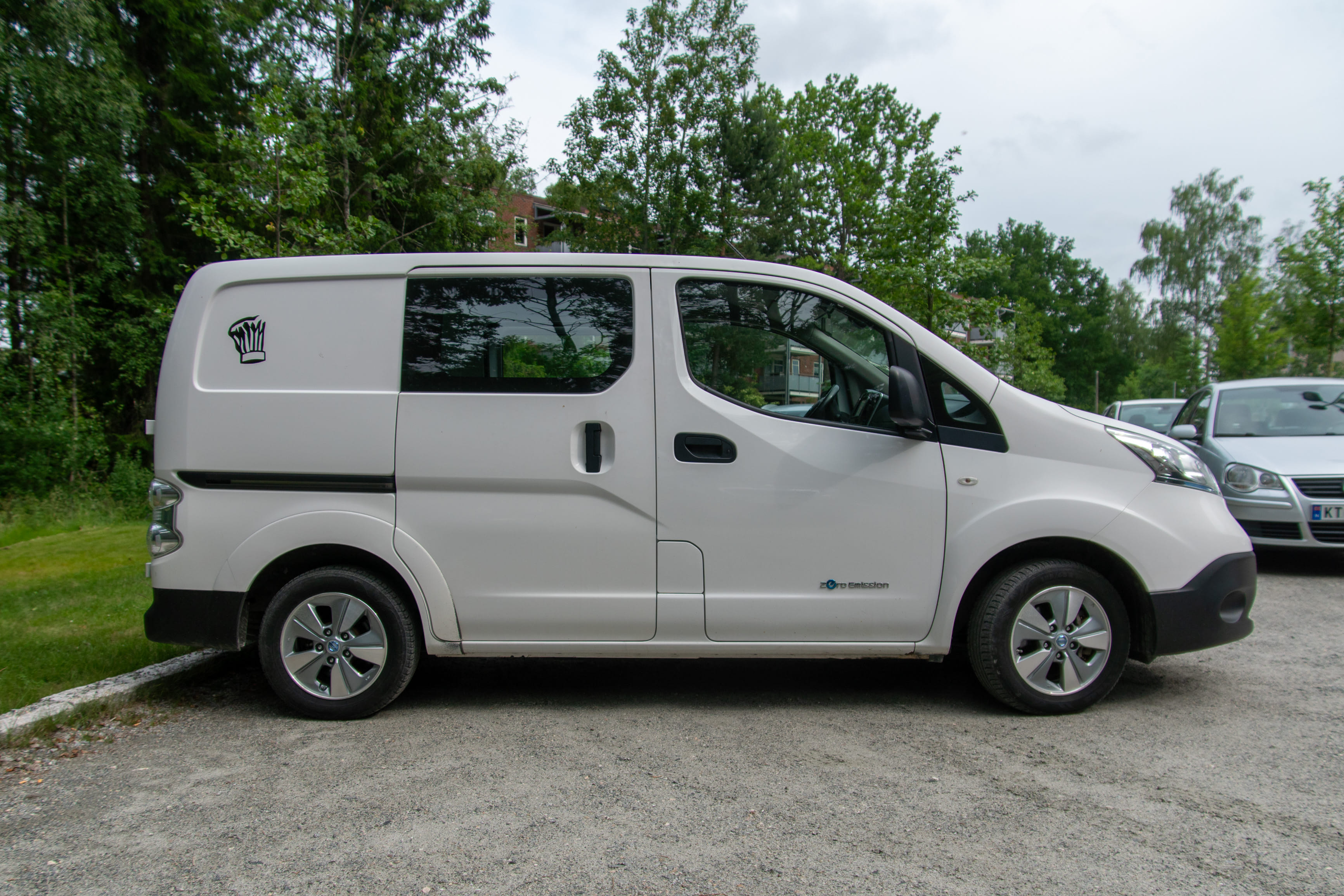 Nissan e-NV200 Varebil med GPS