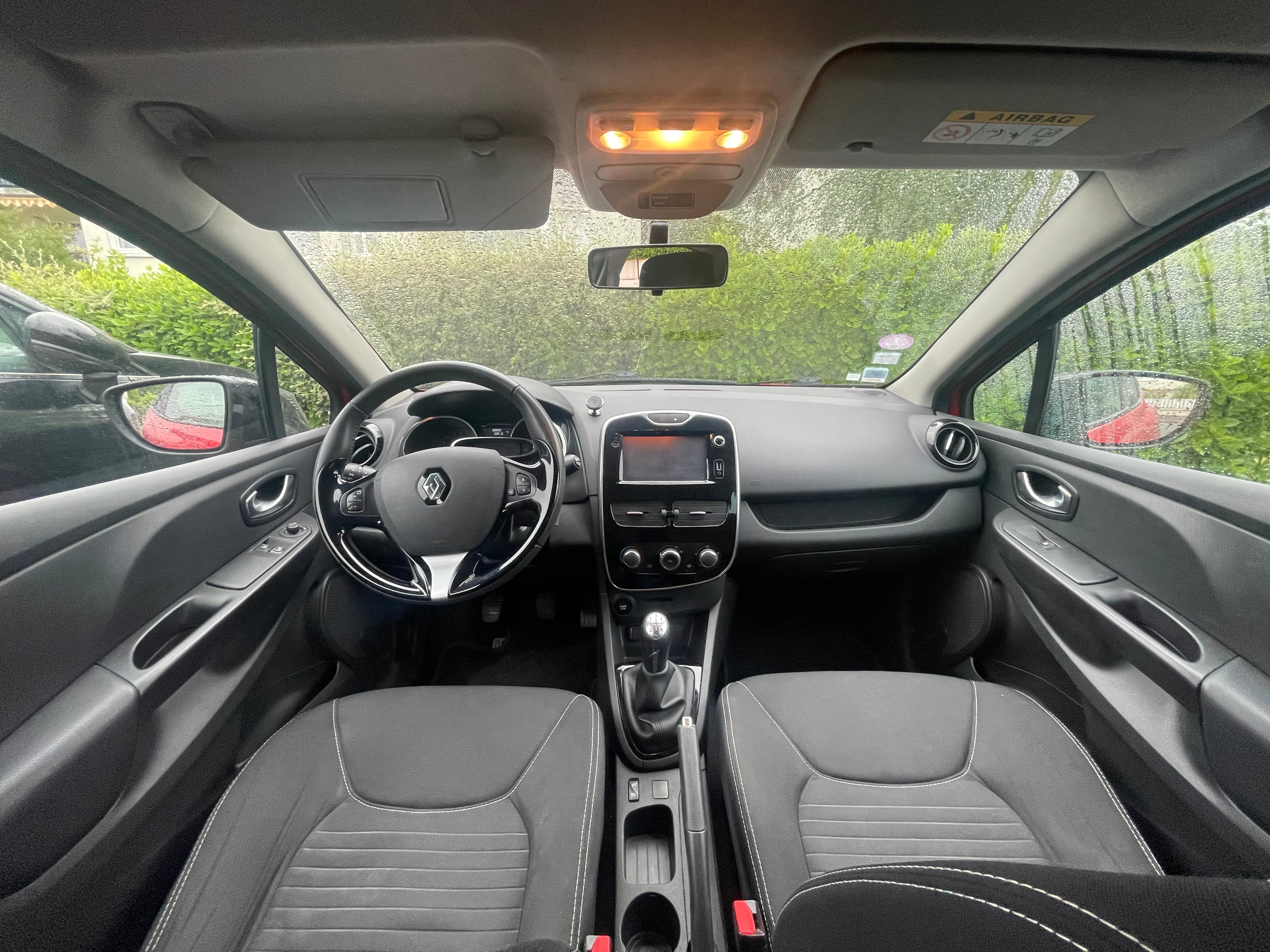 Renault Clio Limited 1.2 16V avec GPS