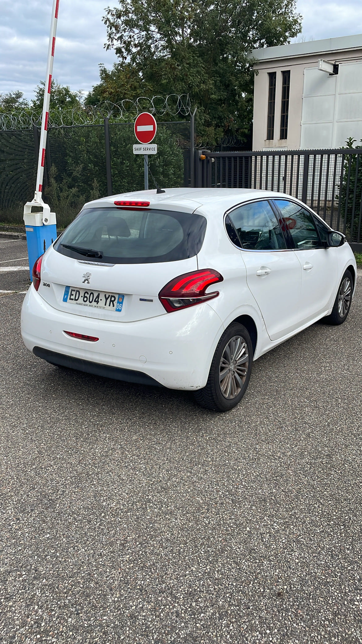 Peugeot 208 avec Climatisation