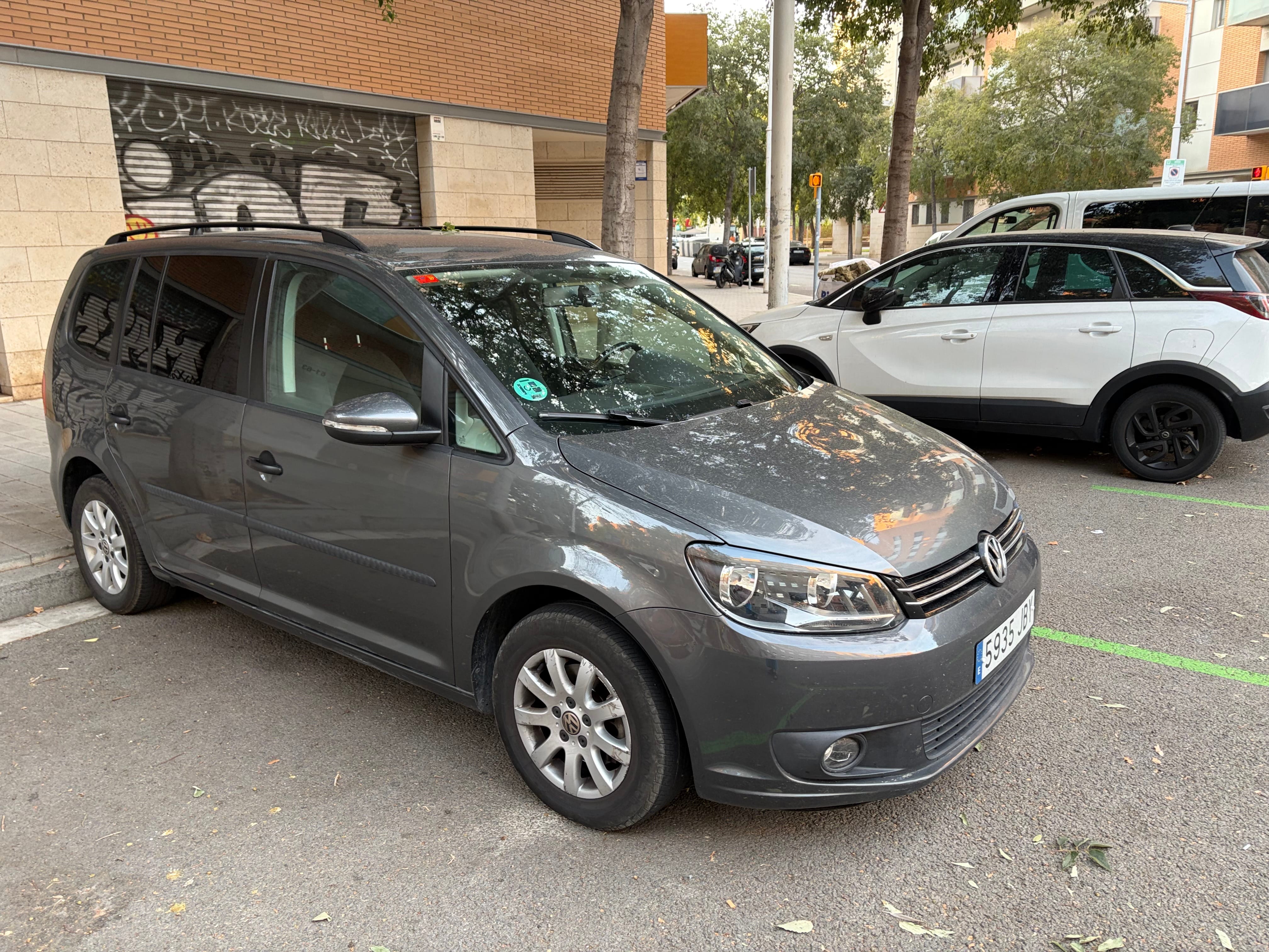 Volkswagen Touran con Radio 
