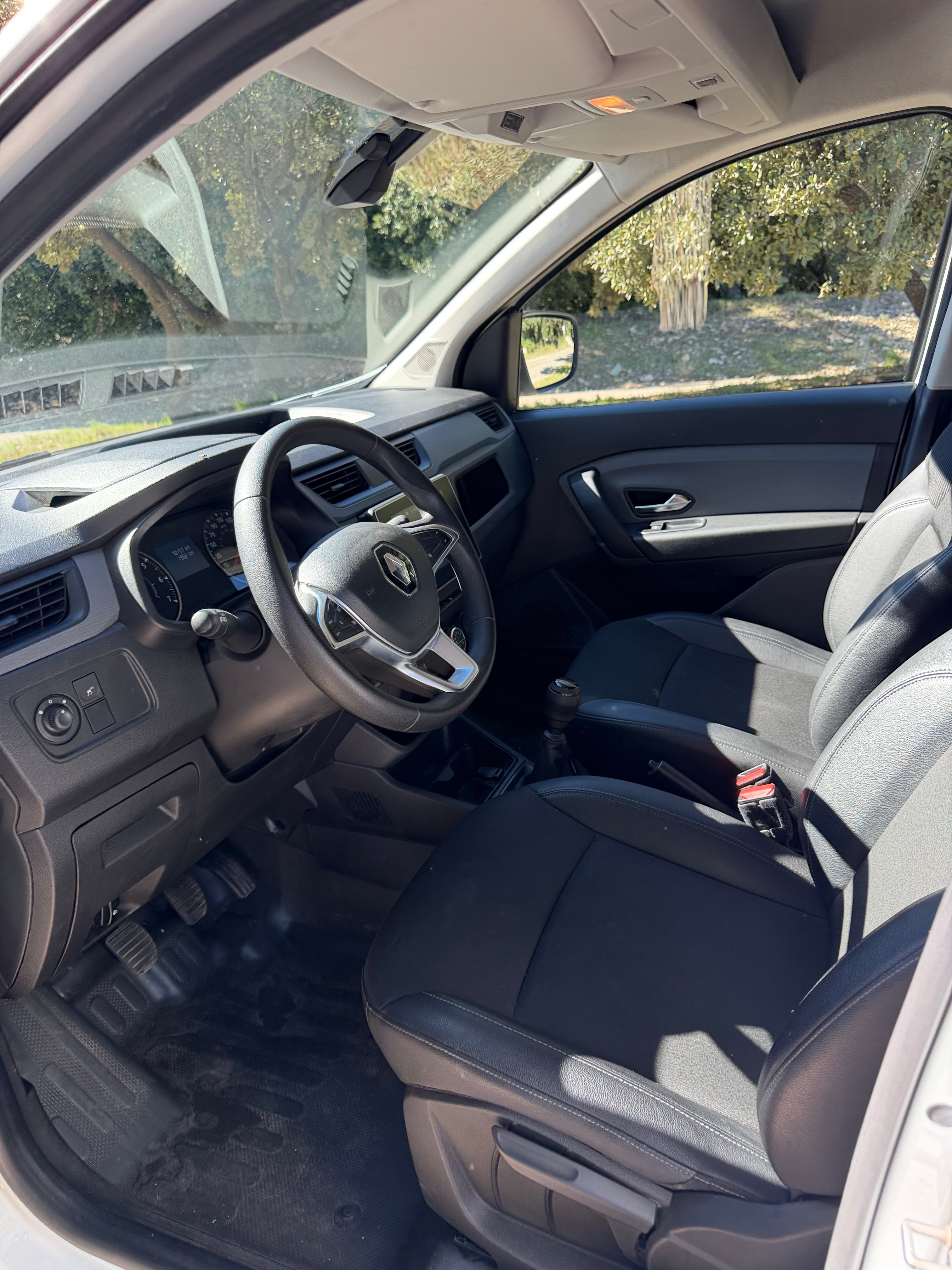 Renault Express 1.5 dci 95 chevaux avec Audio Bluetooth