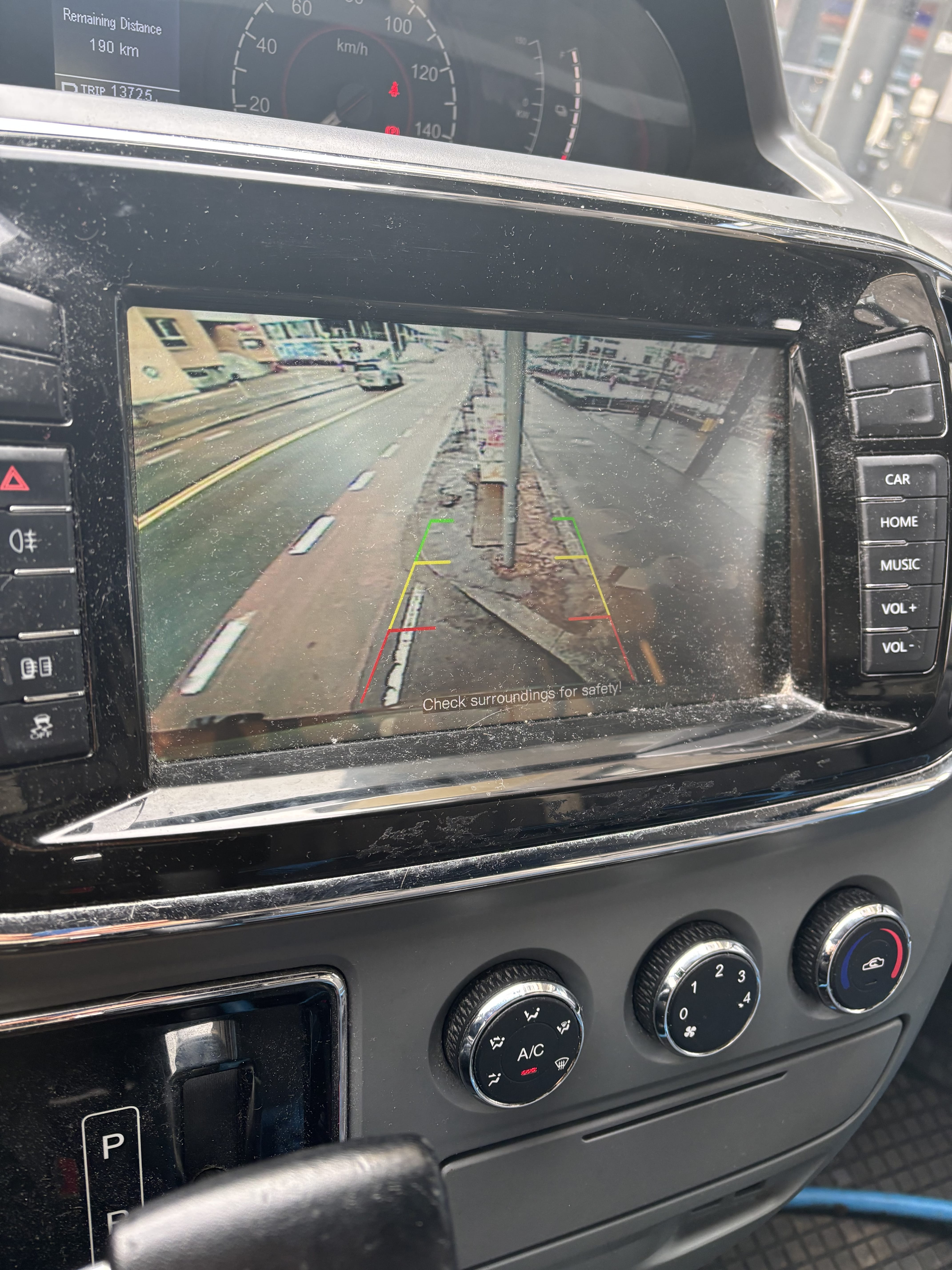Maxus EV80 Bil 10 med Bilradio