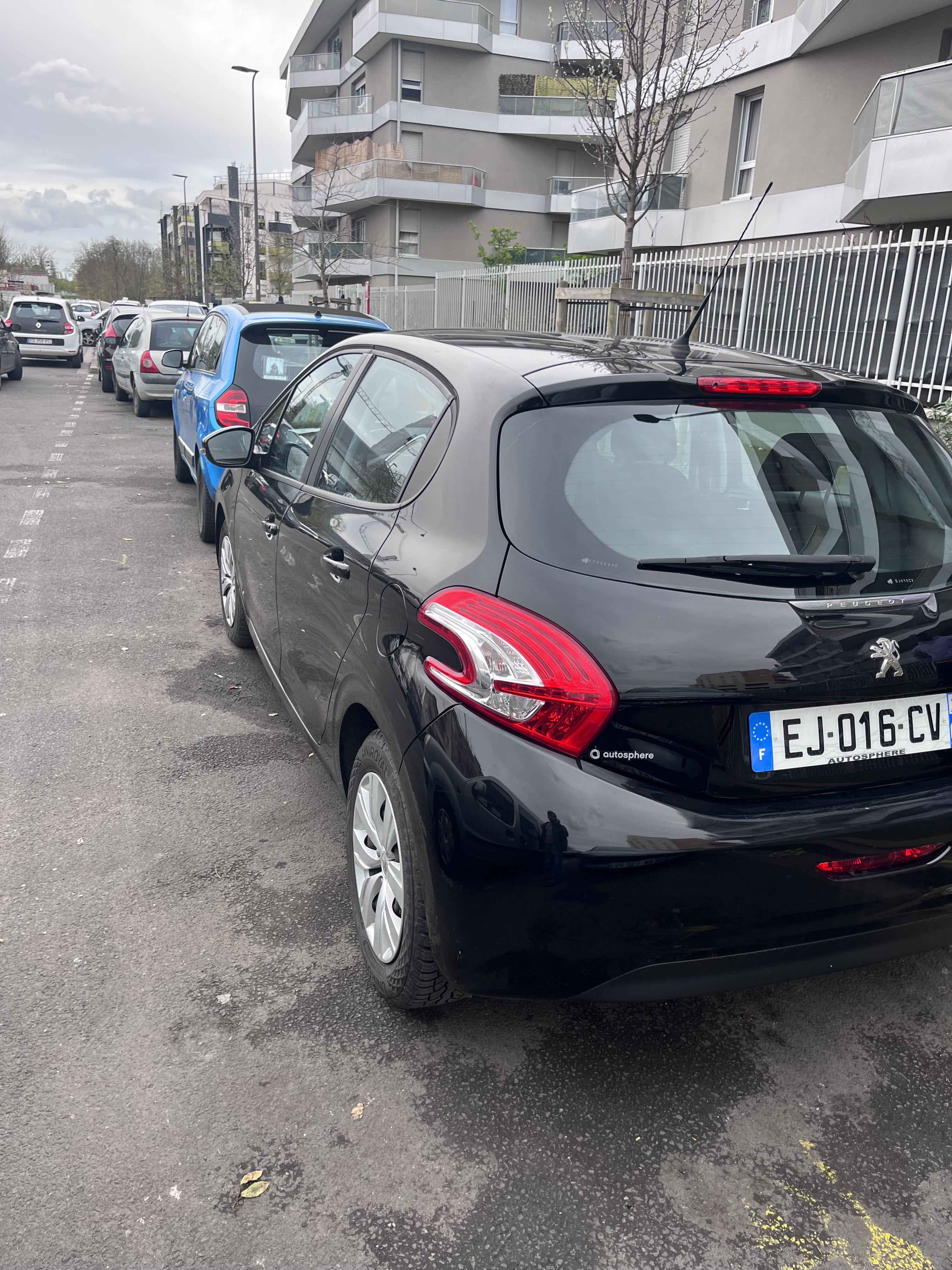 Peugeot 208 avec Régulateur de vitesse