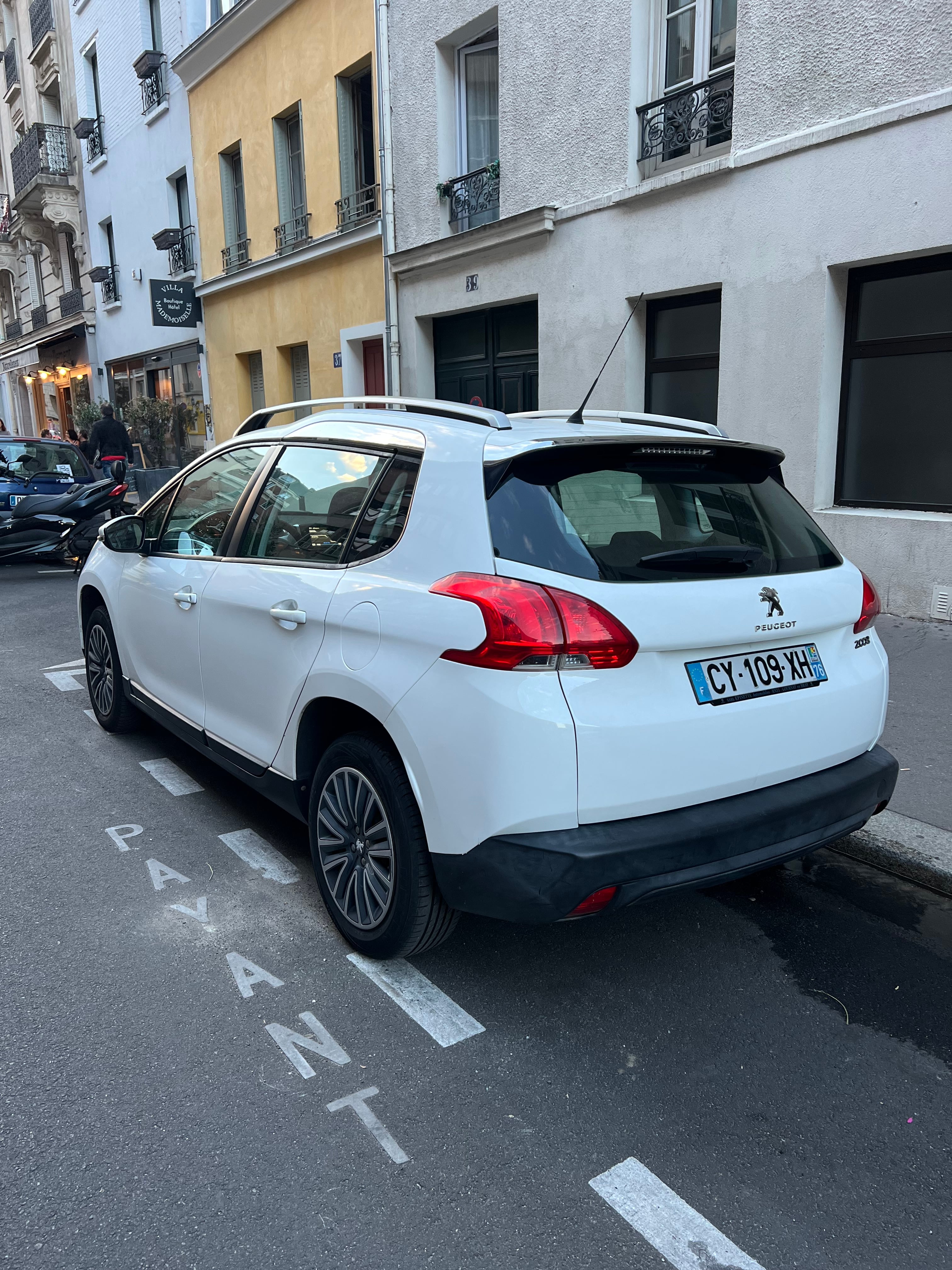 Peugeot 2008 avec Régulateur de vitesse