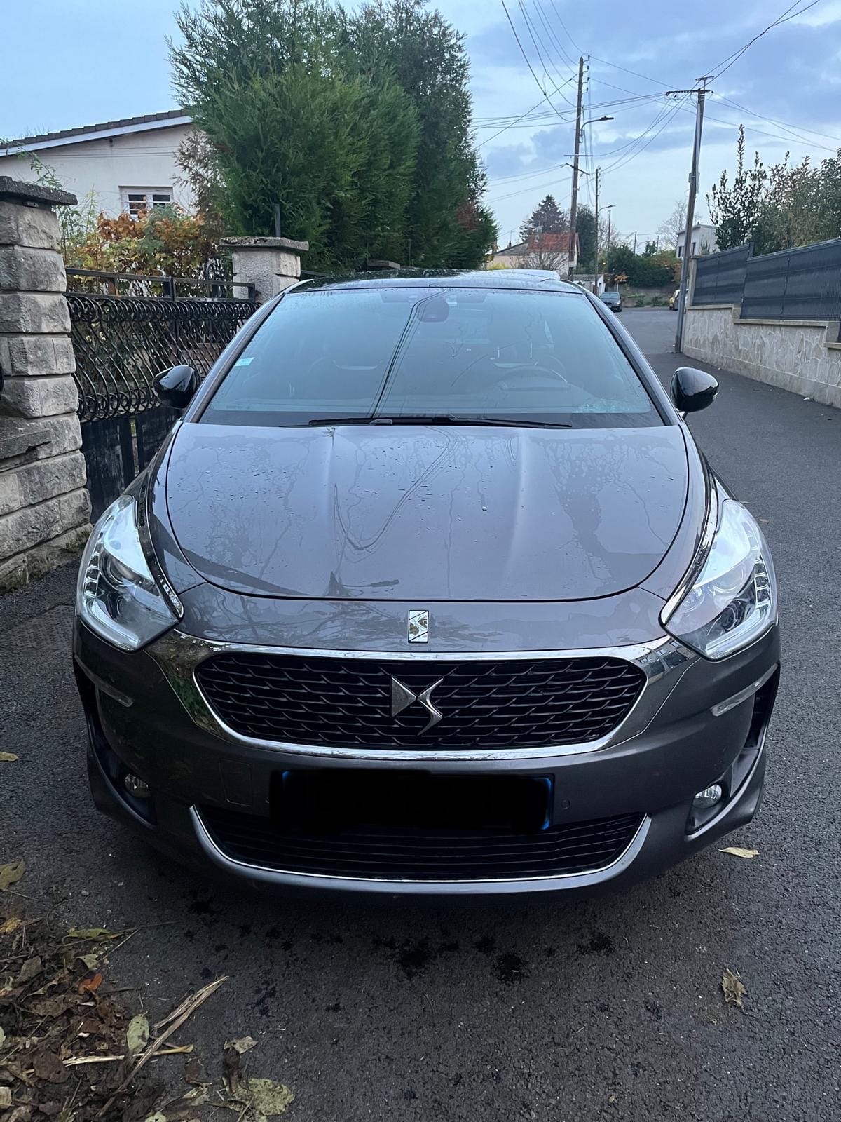 Citroen DS5 1.6 essence avec Audio Bluetooth