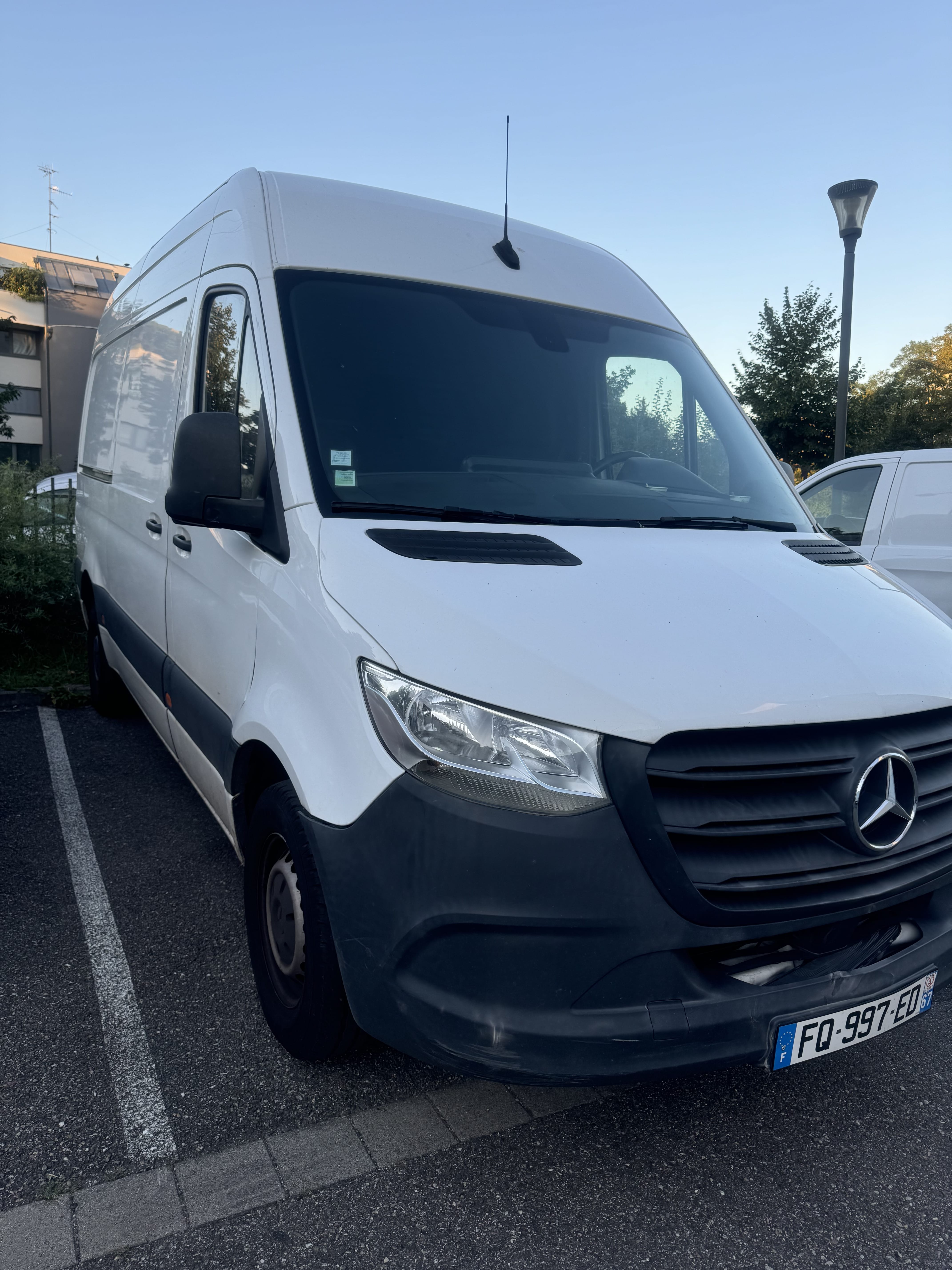 Mercedes-Benz Sprinter avec Climatisation