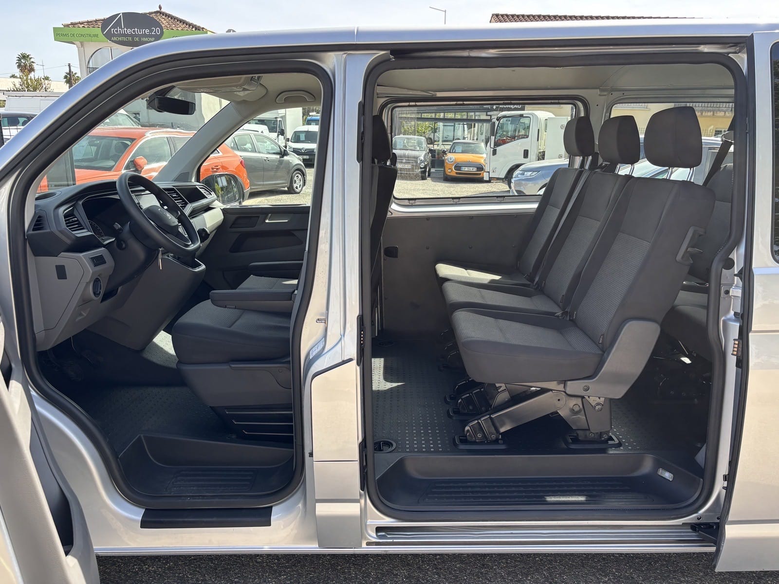 Volkswagen Transporter 6.1 Business Line avec Entrée audio / iPod