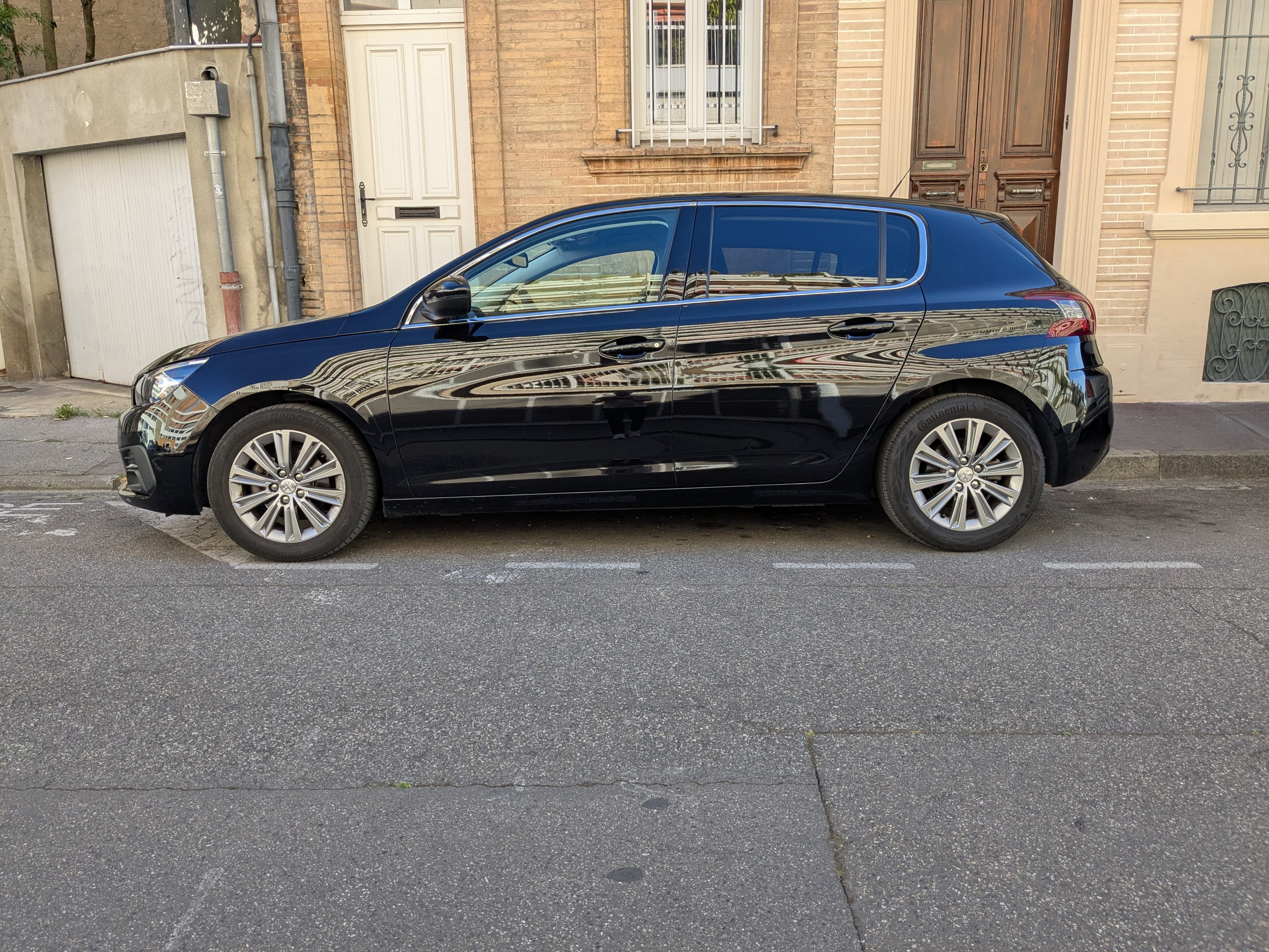 Peugeot 308 1.2 130cv Essence met Airco