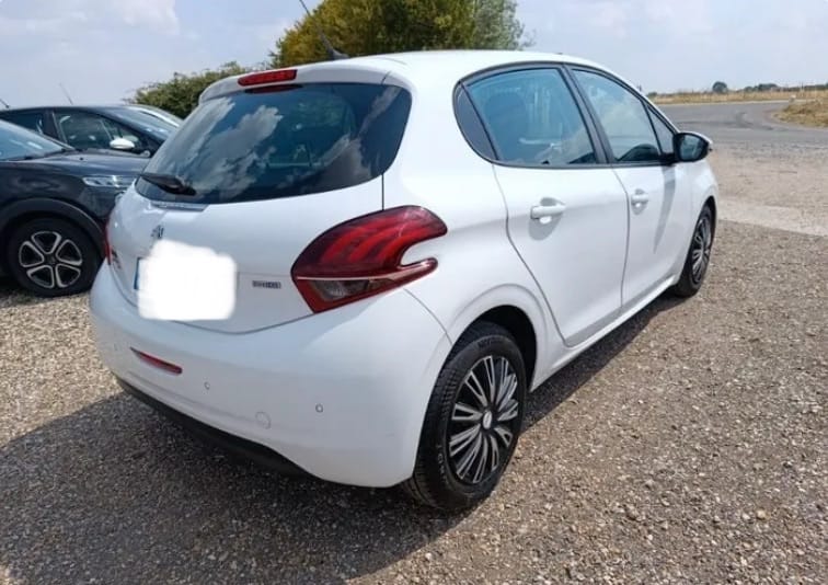 Peugeot 208 avec Caméra de recul