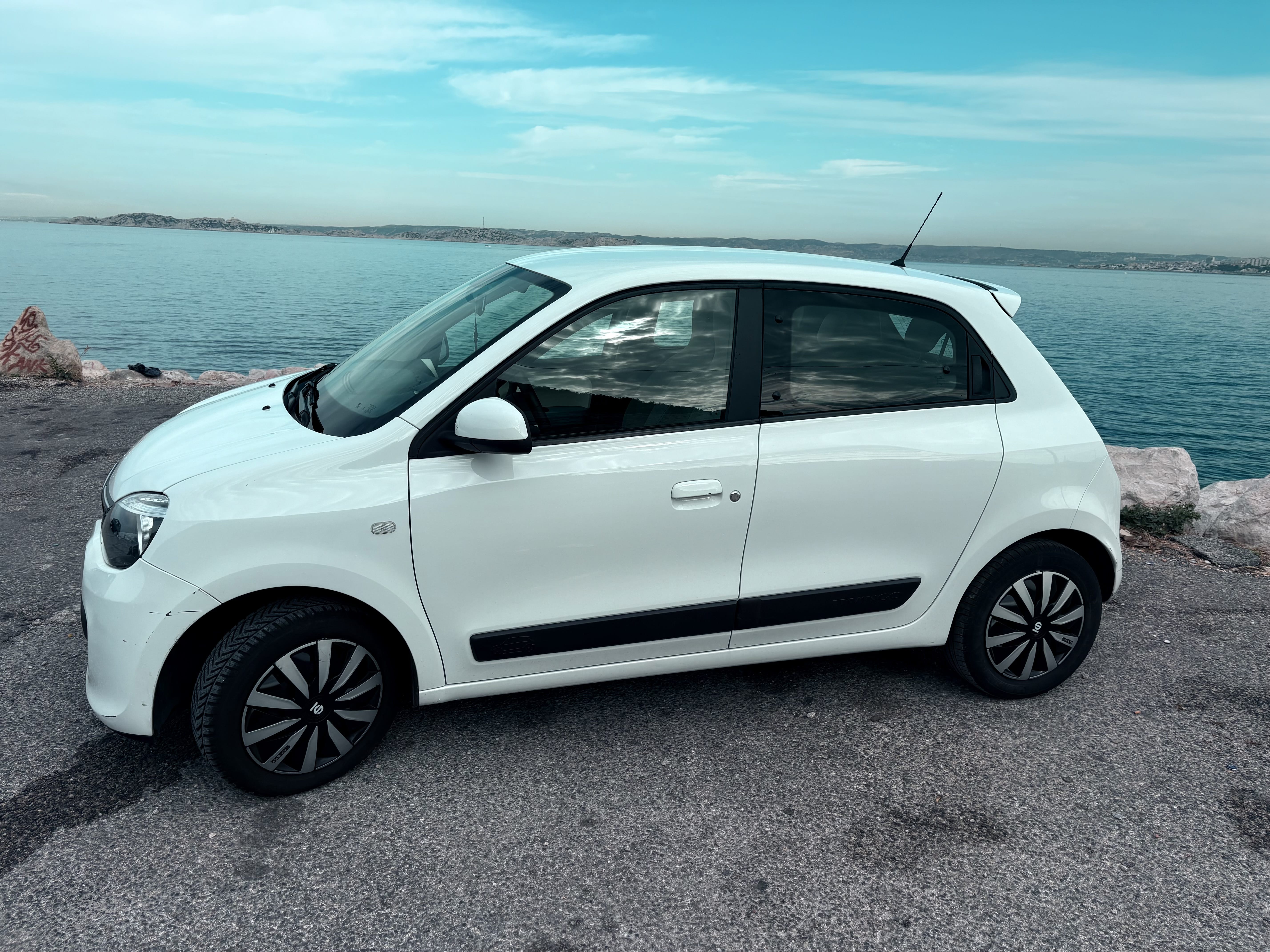 Renault Twingo III avec Climatisation