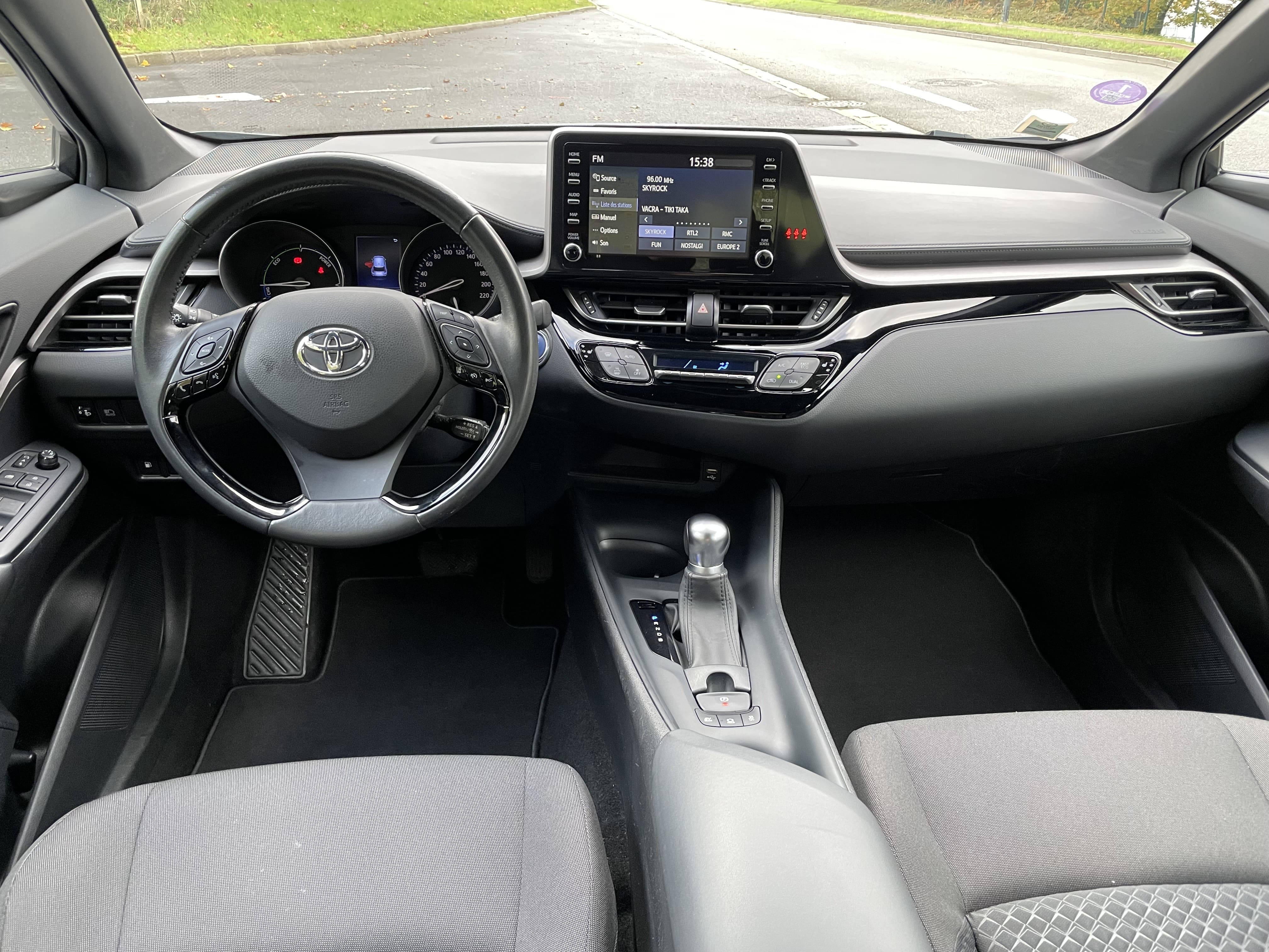 Toyota C-HR Hybrid