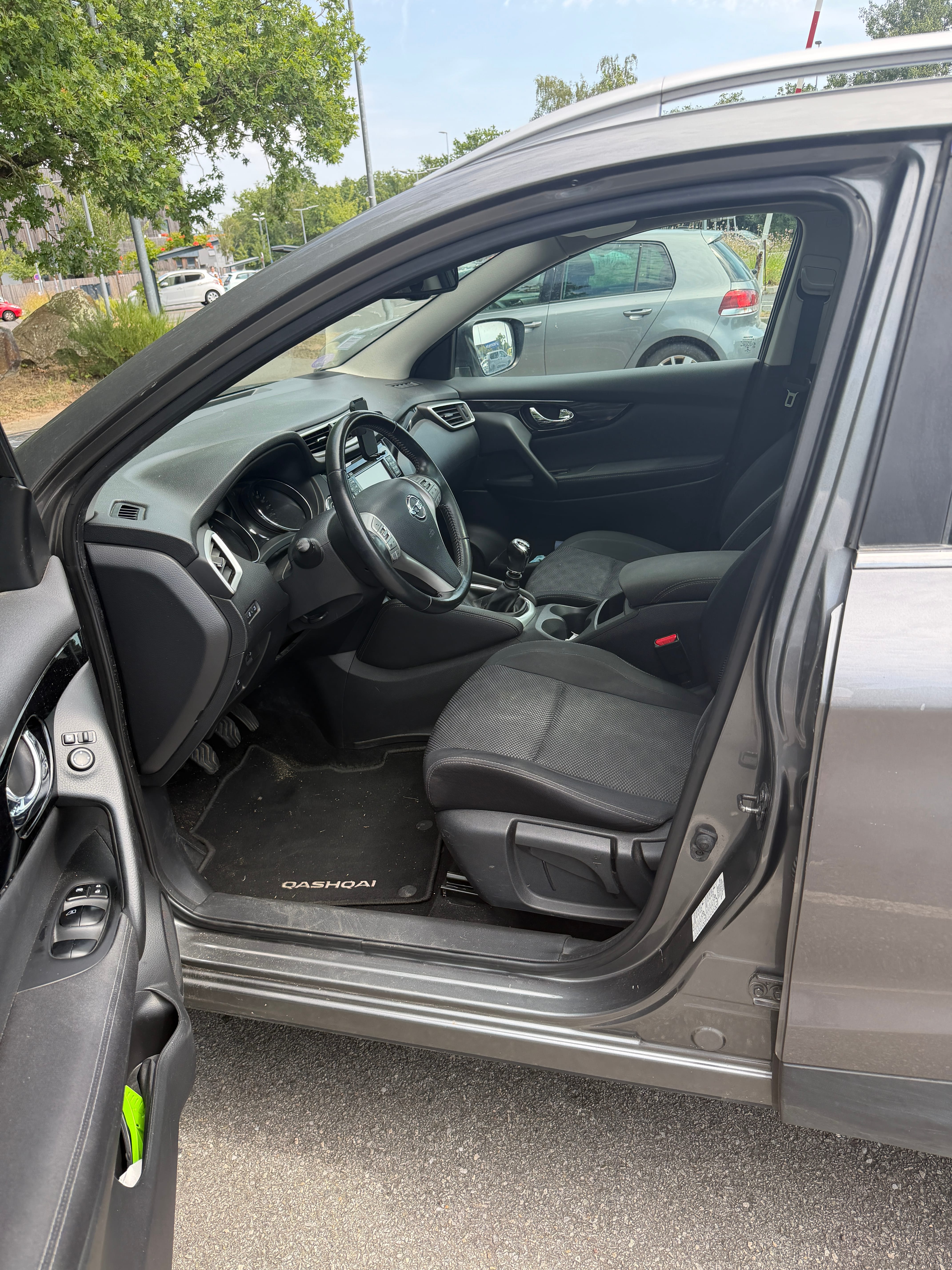 Nissan Qashqai avec Siège bébé