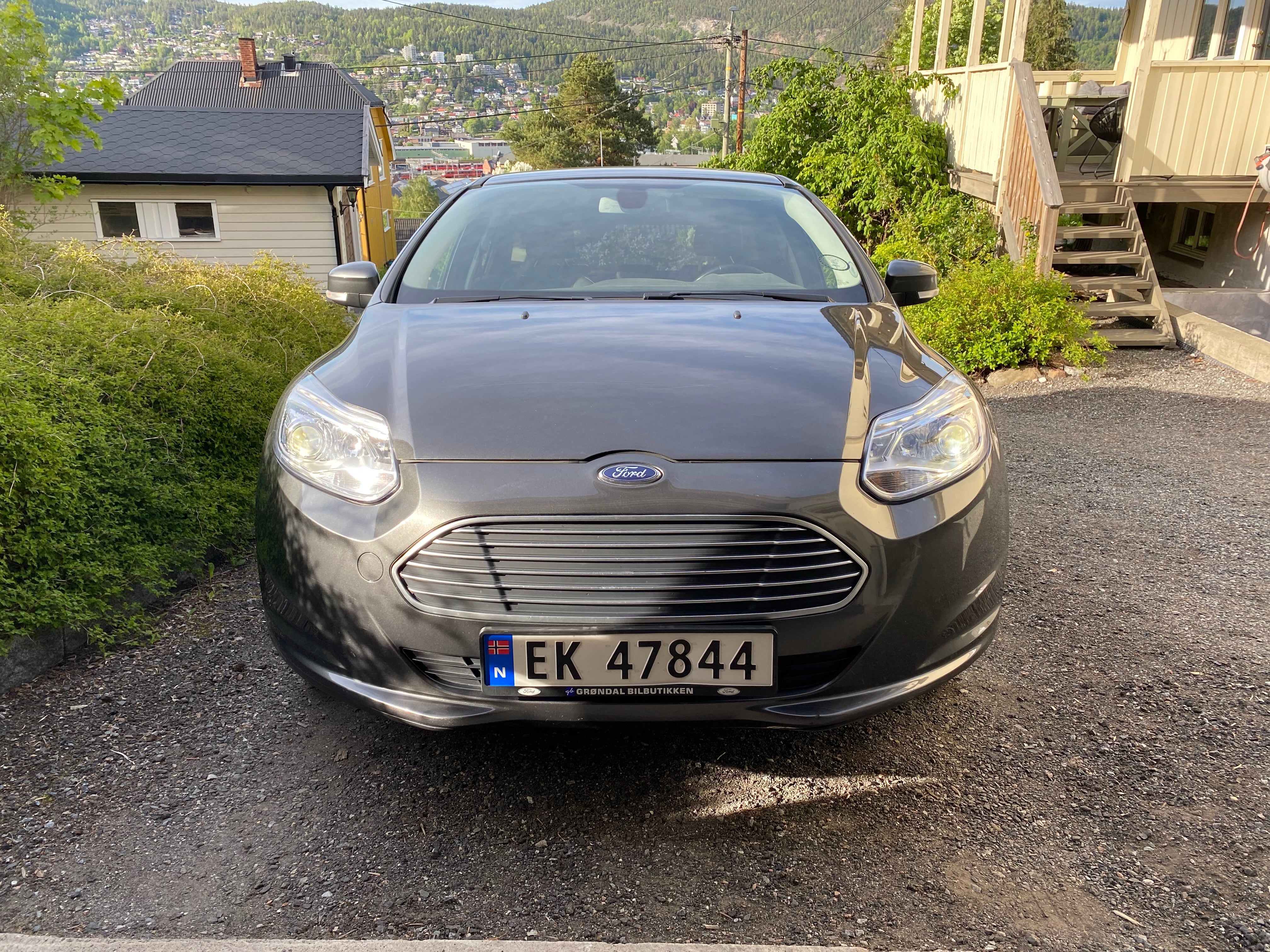 Ford Focus Electric med Vinterdekk