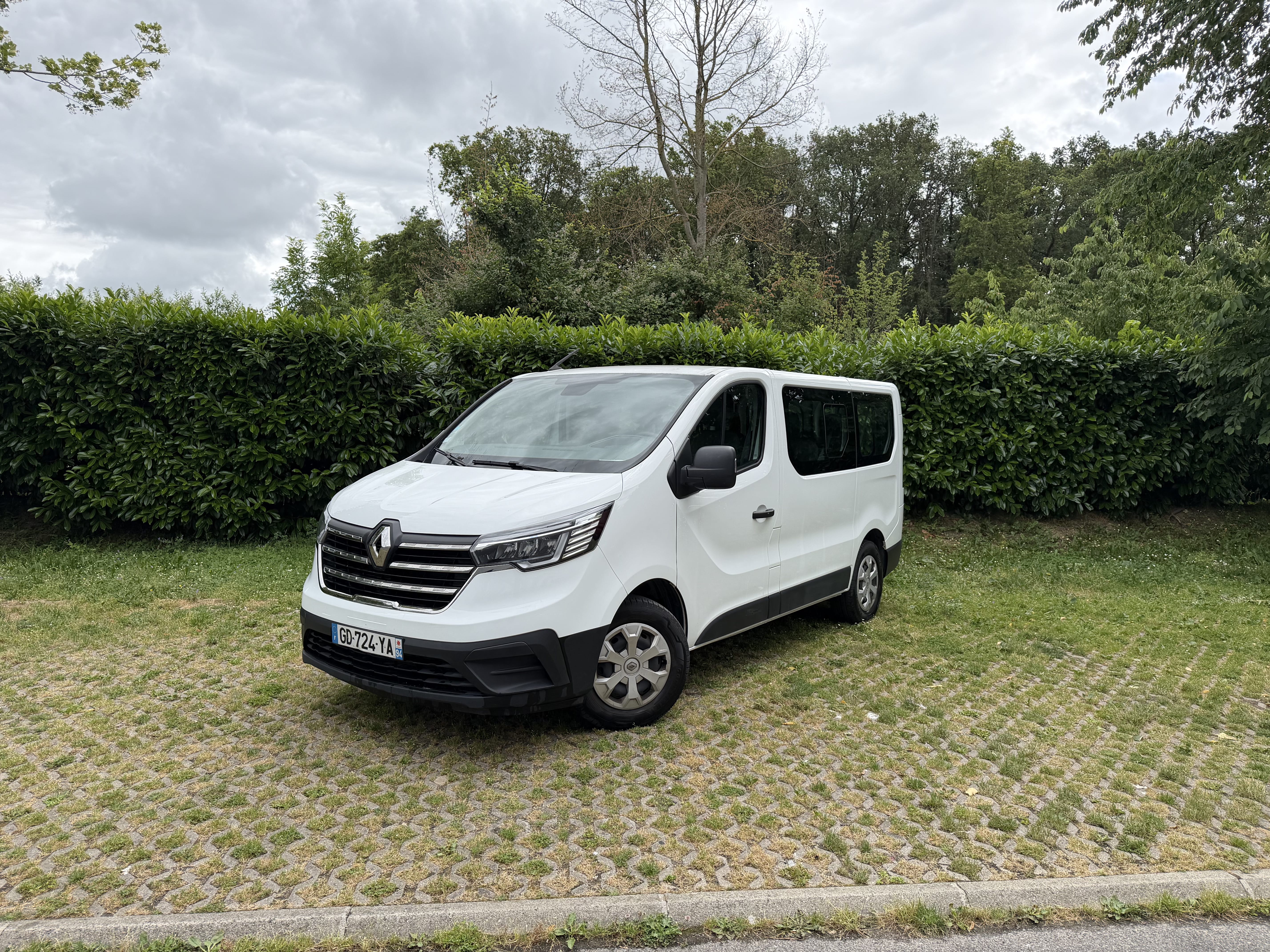 Renault Trafic Passenger, 2021, Diesel, 9 places et plus