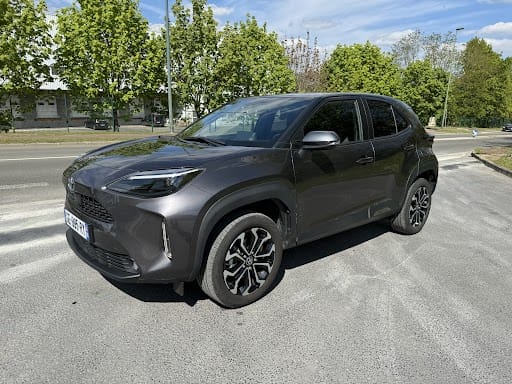 Toyota Yaris Cross Hybrid, 2022, Essence 95 / Électrique (hybride), automatique