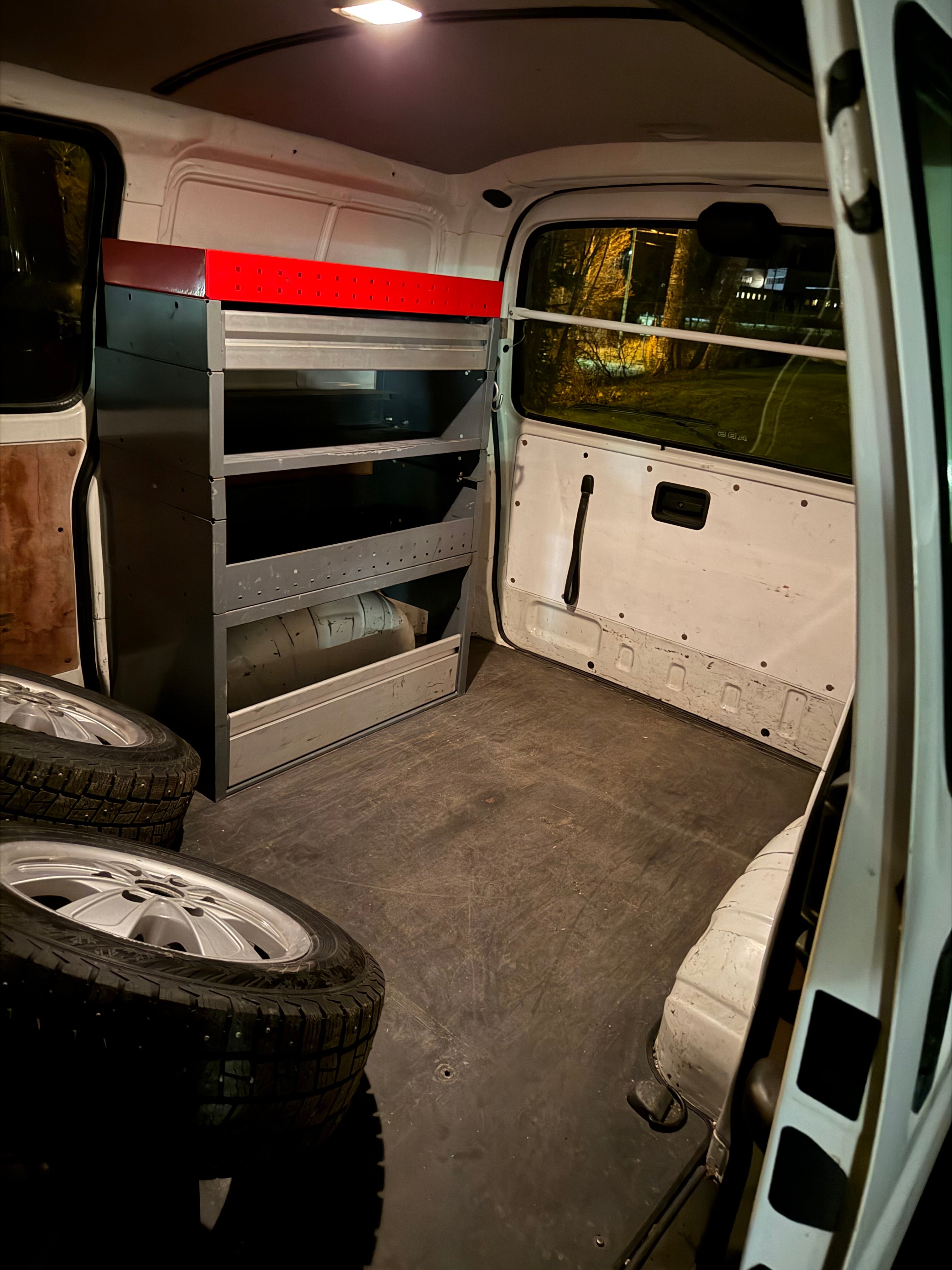 Toyota HiAce with Four-wheel drive