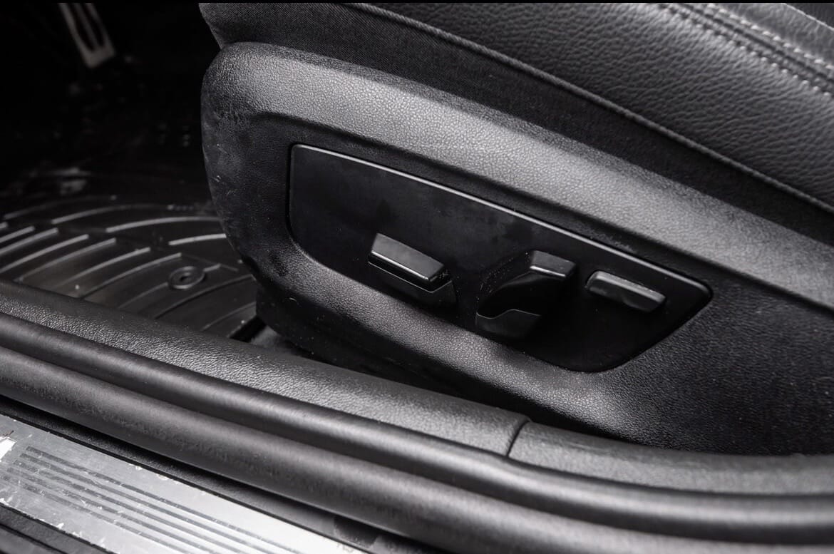 BMW 5-Serie 530e iPerformance 252HK med Bluetooth audio