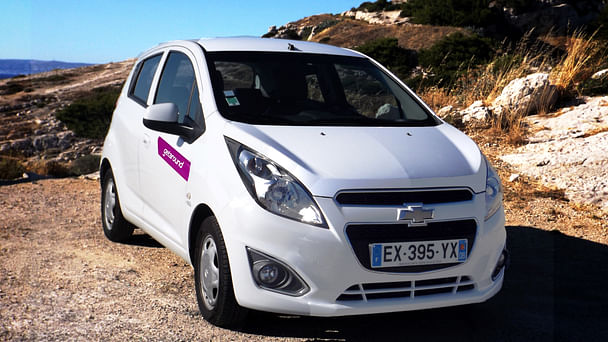 Chevrolet Spark *clim*Parking Cinq Avenues Longchamps, 2013, Essence