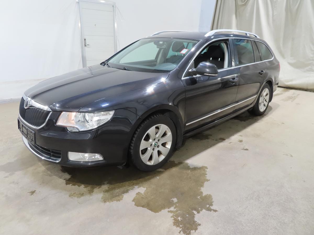 Skoda Superb med GPS