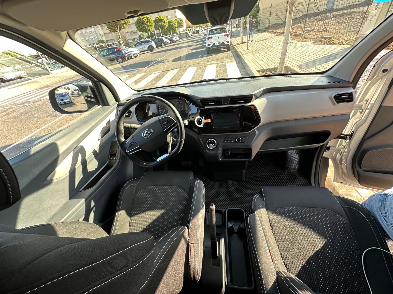 Maxus eDeliver 3 con Control de velocidad