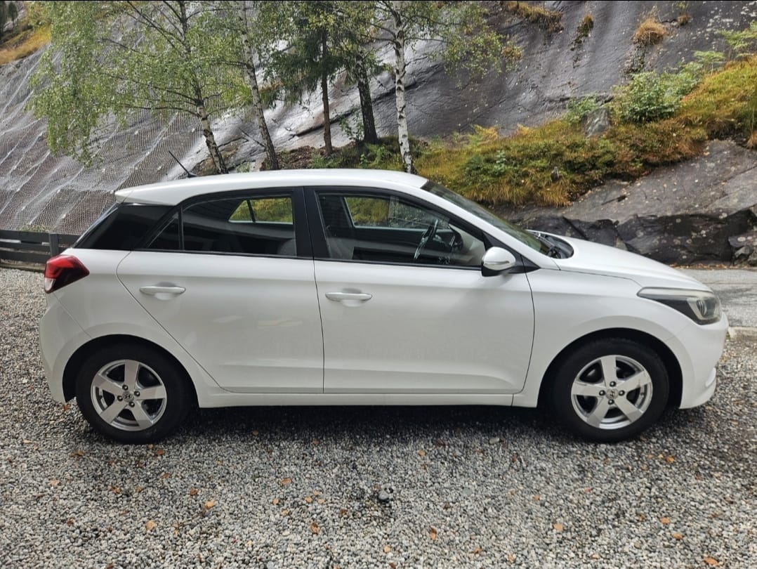 Hyundai i20 1.2 bensin med Aircondition
