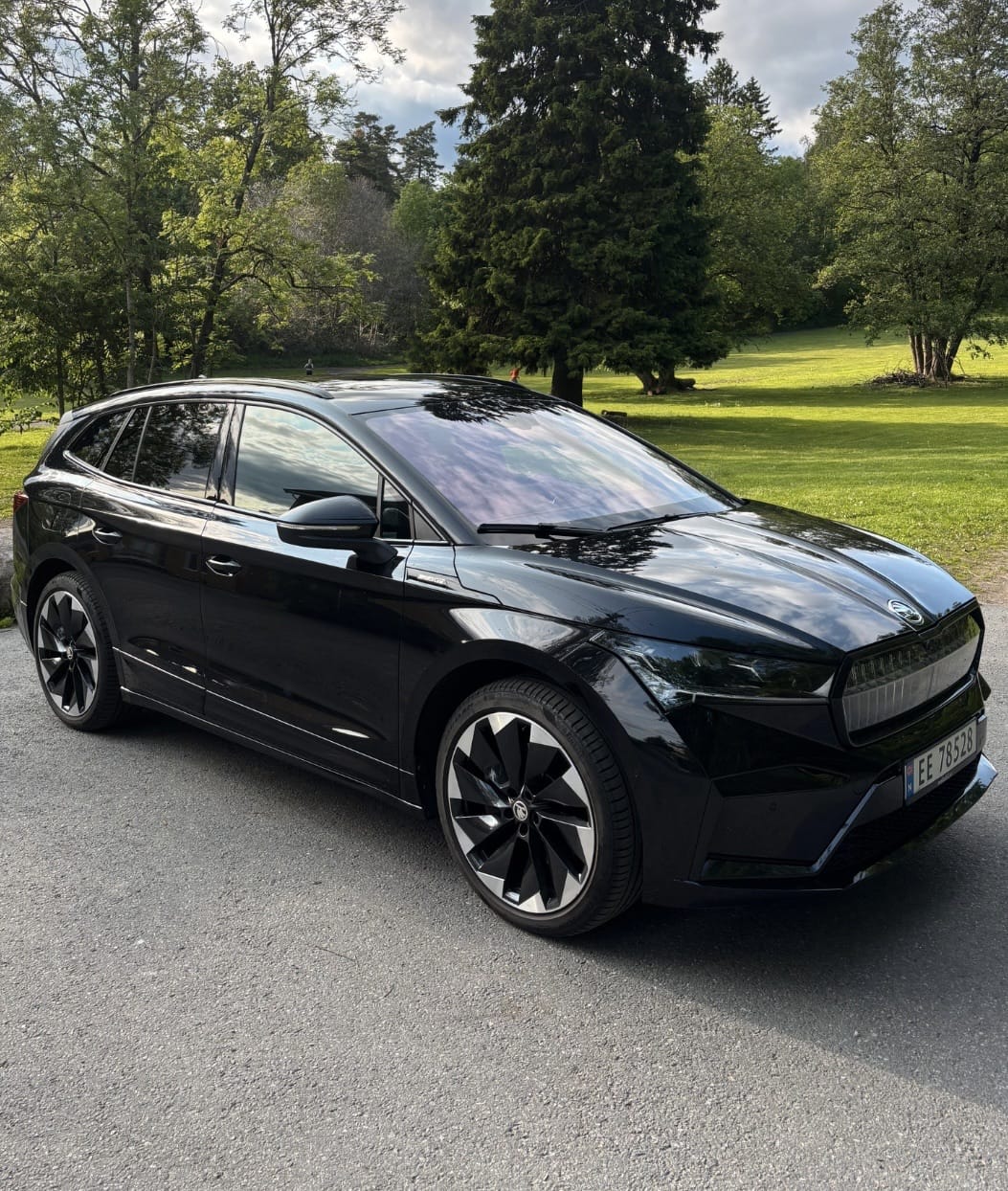 Skoda Enyaq 80x Quattro, 2024, Elektrisk, automatisk