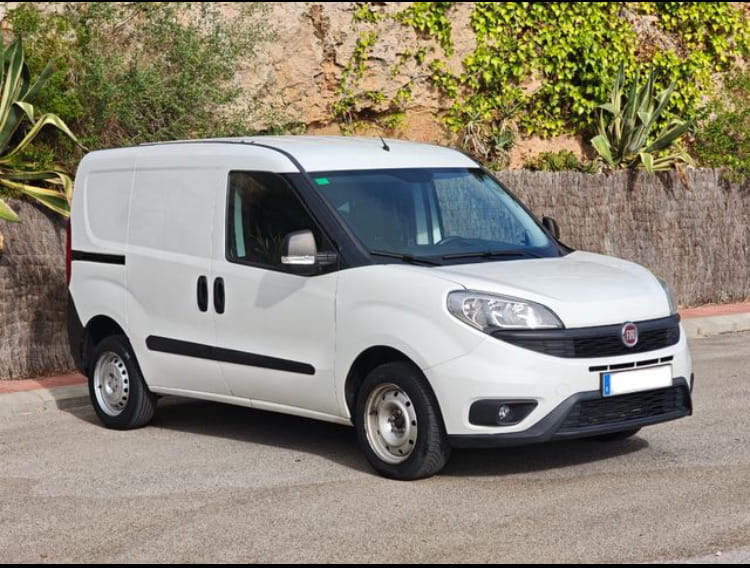 Fiat Doblo Cargo con Aire acondicionado