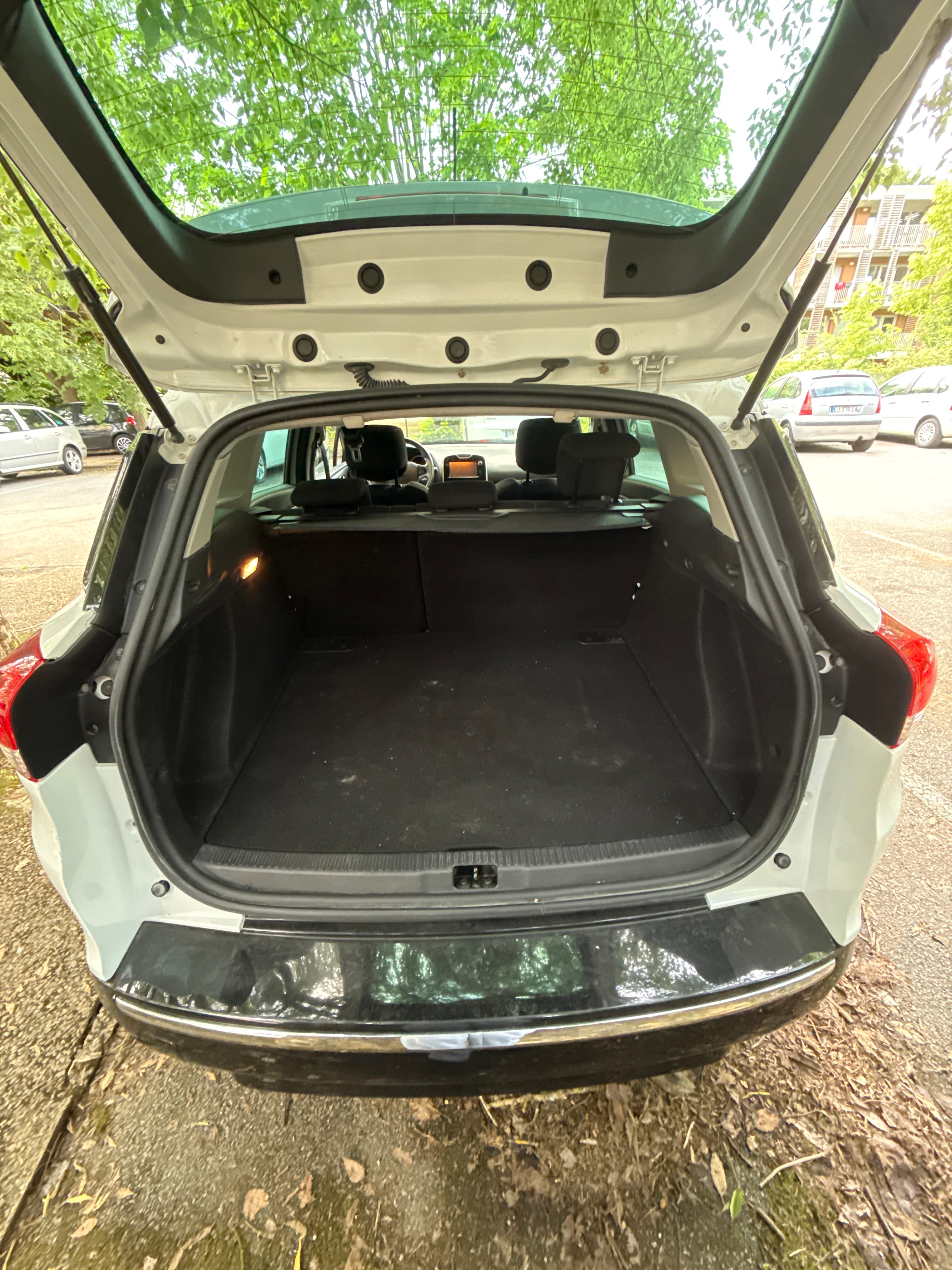 Renault Clio Estate 1.5 DCI avec Audio Bluetooth