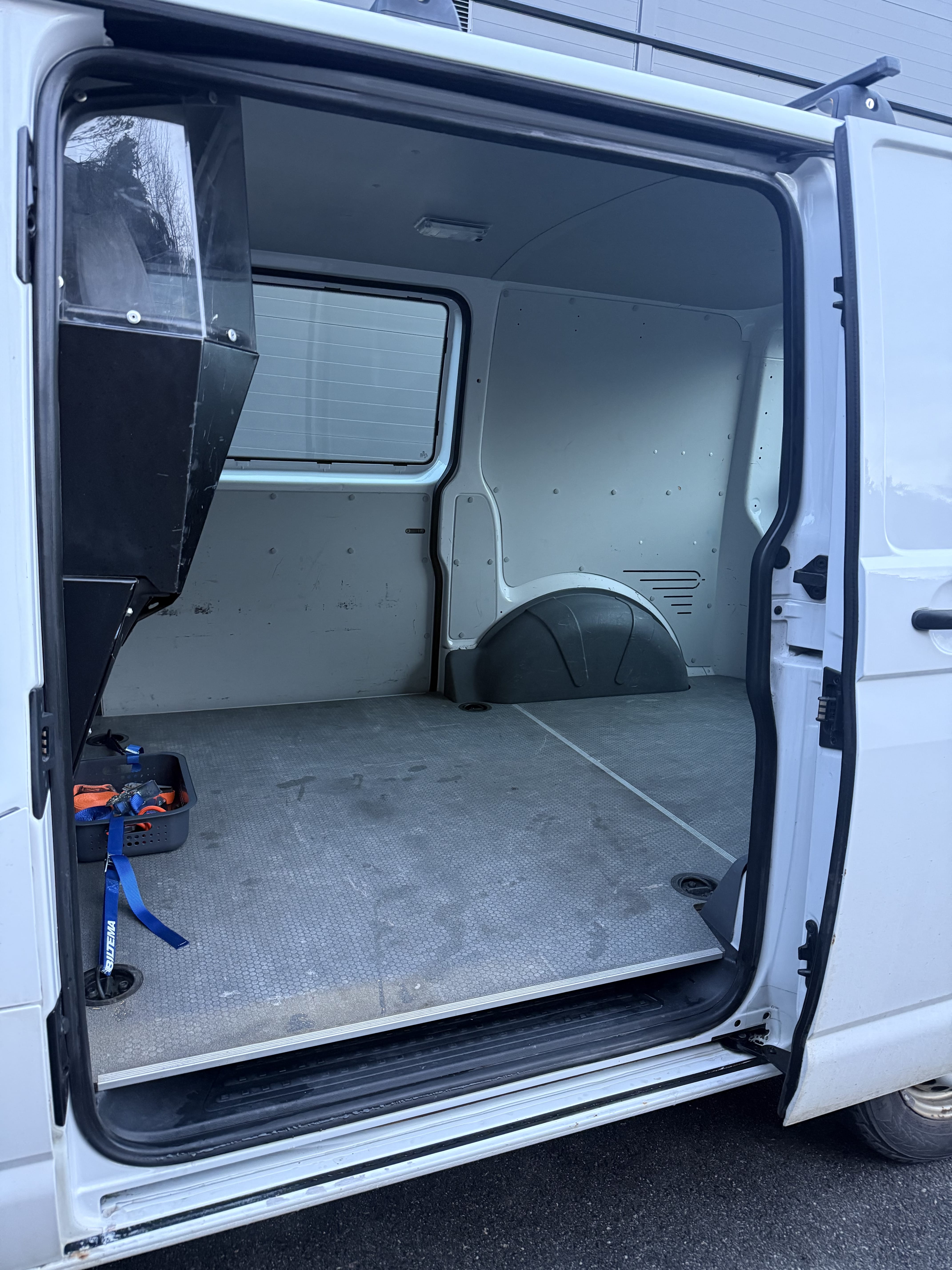 Volkswagen Transporter 2.0 TDI med Tilhengerfeste