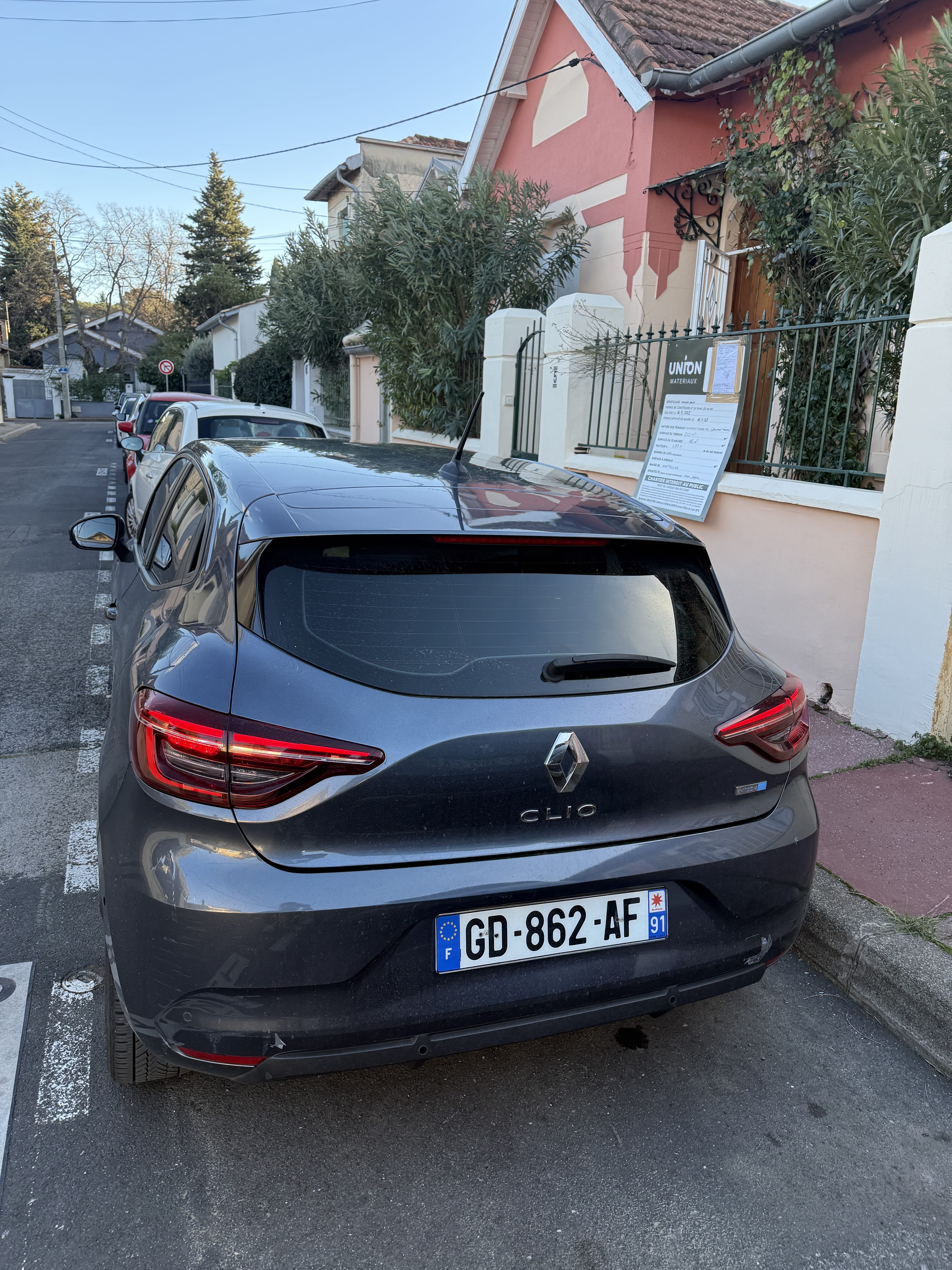 Renault Clio E-tech avec Audio Bluetooth