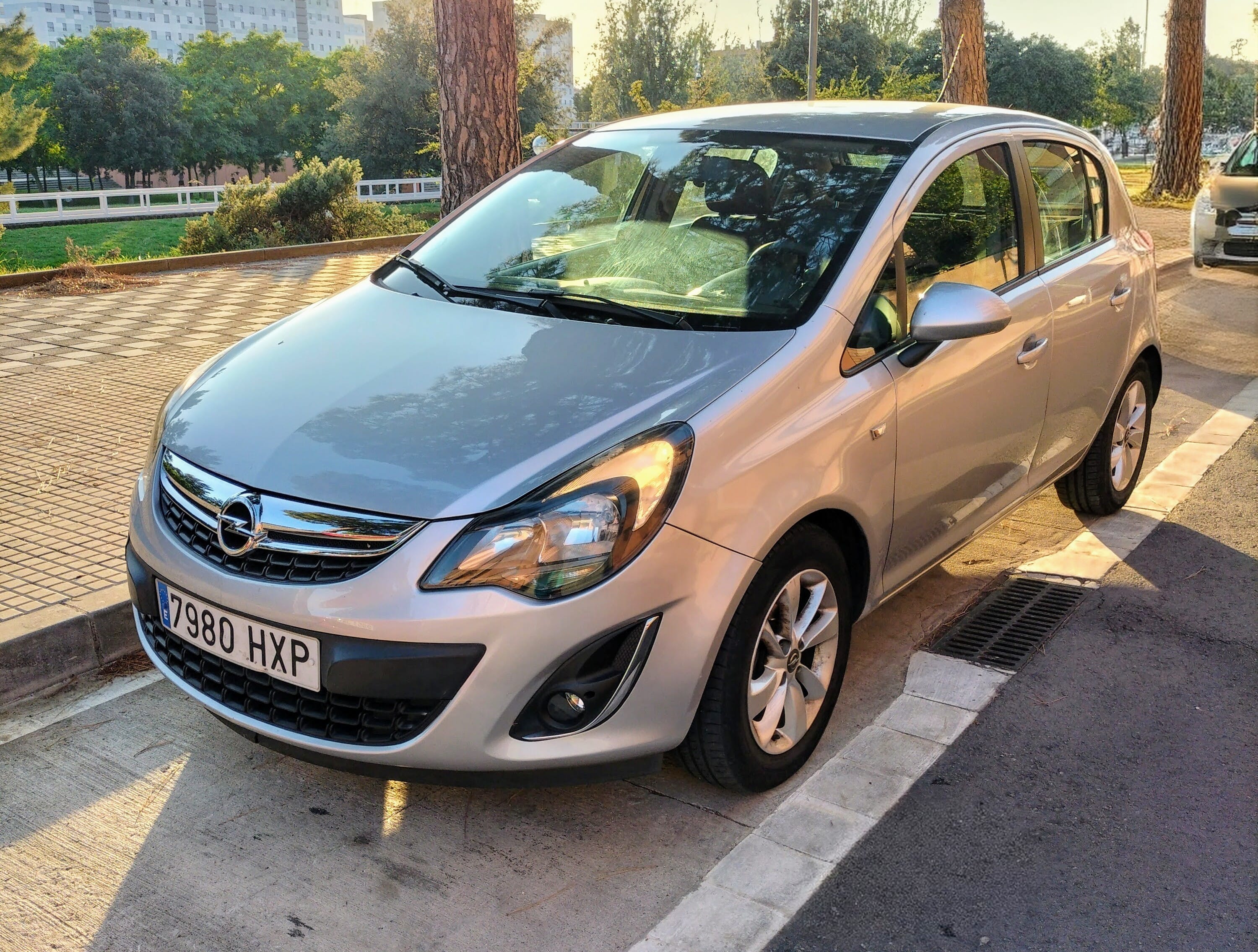 Opel Corsa, 2014, Gasolina 95