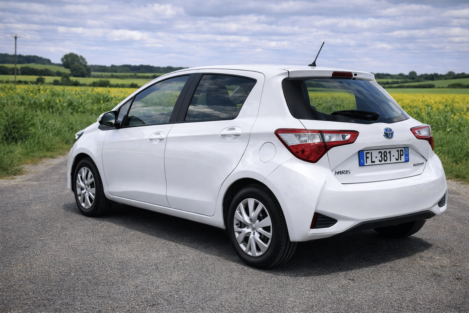Toyota Yaris Hybride avec Climatisation