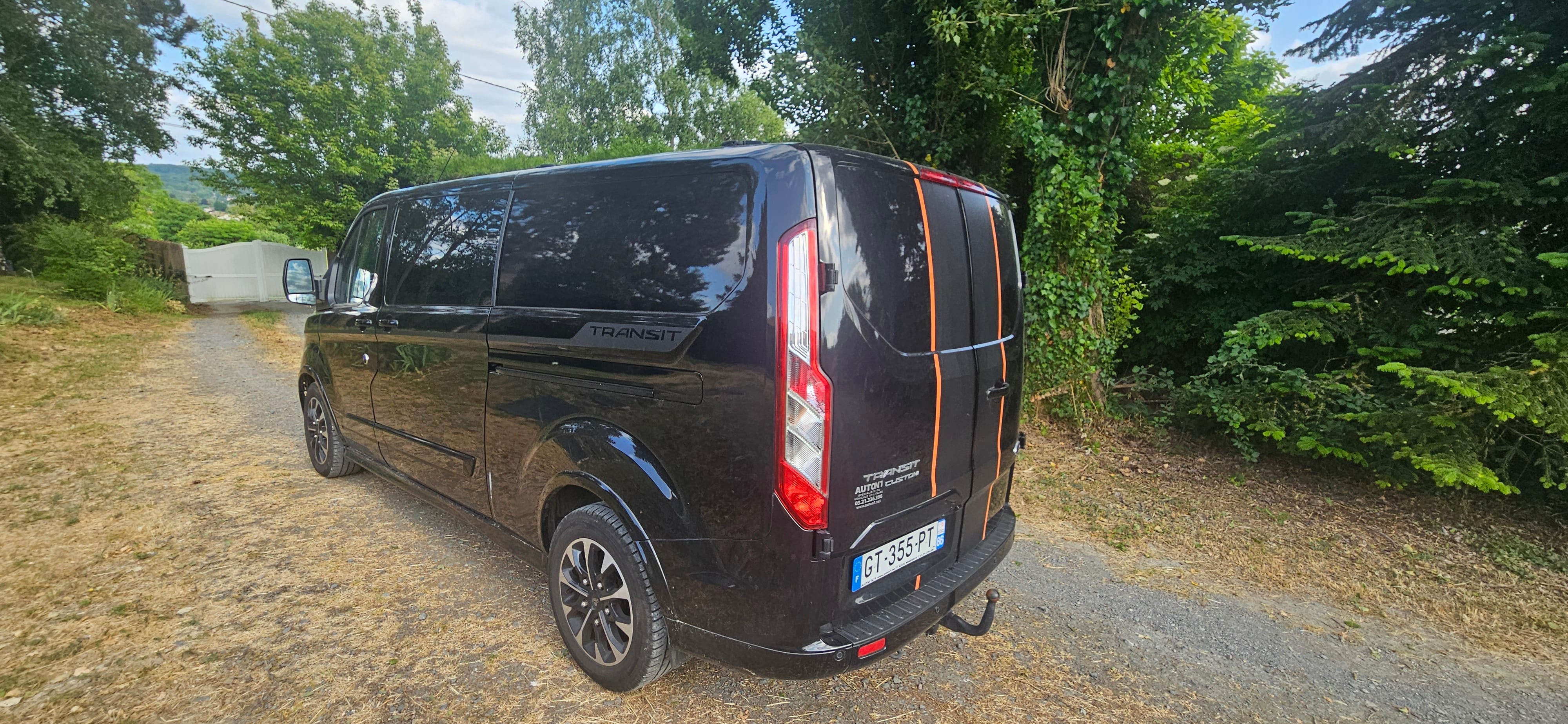 Ford Transit Custom Kombi avec GPS